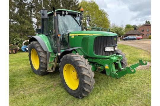 2005 John Deere 6920 4wd powerquad tractor with front linkage, 3 manual spools on 380/85R28 front an - Image 7 of 7