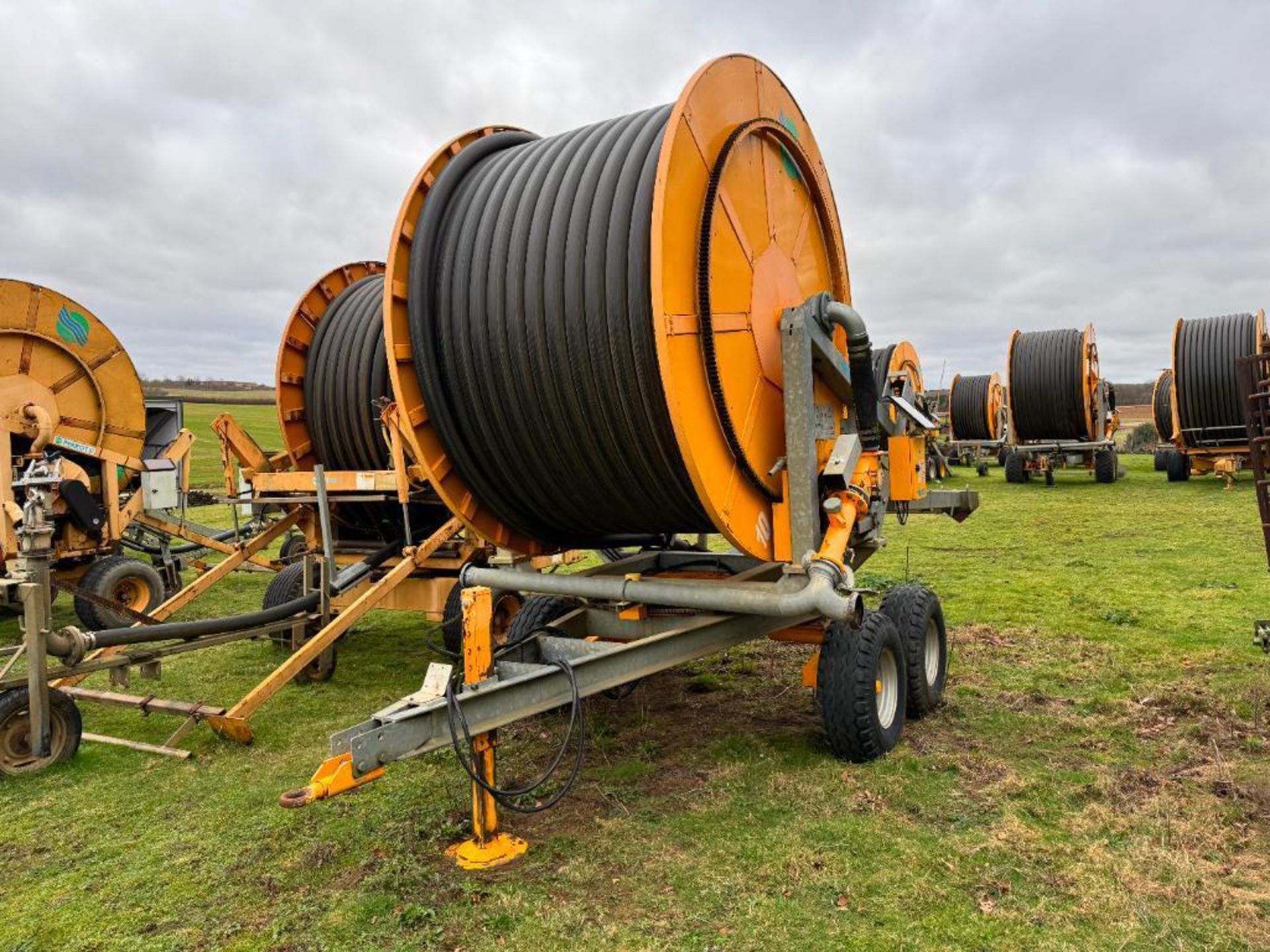 2010 Perrot TR45 110:370 irrigation reel, twin axle with Briggs boom connector. Serial No: 10.560 NB - Image 2 of 11