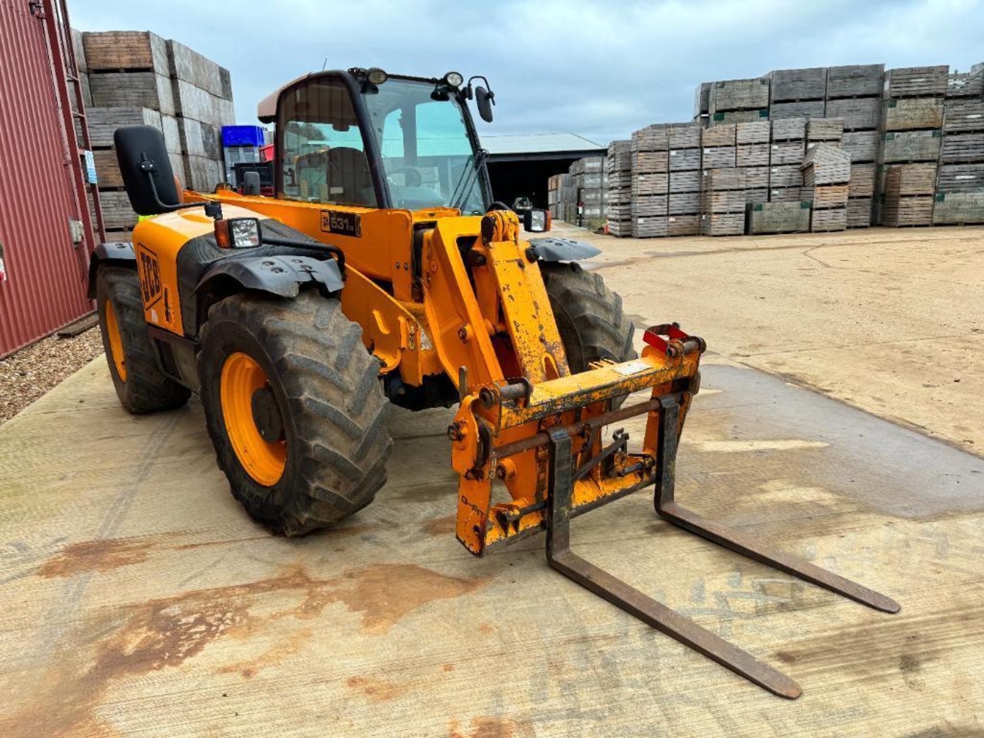 2008 JCB 531-70 Agri-Super Loadall with Q-fit headstock, air conditioned cab and pallet tines on Mic - Image 13 of 16