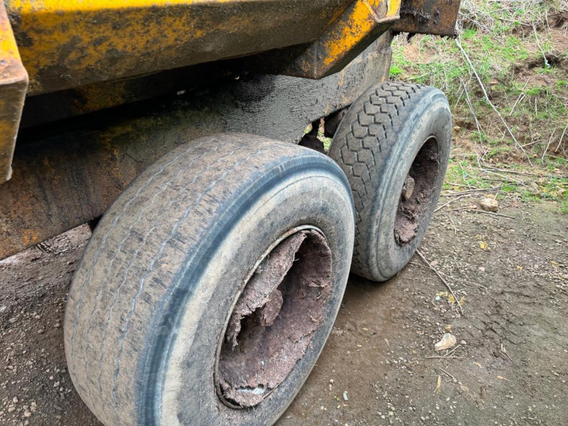 Gull 12t dump trailer twin axle on 385/65R22.5 wheels and tyres - Image 9 of 9