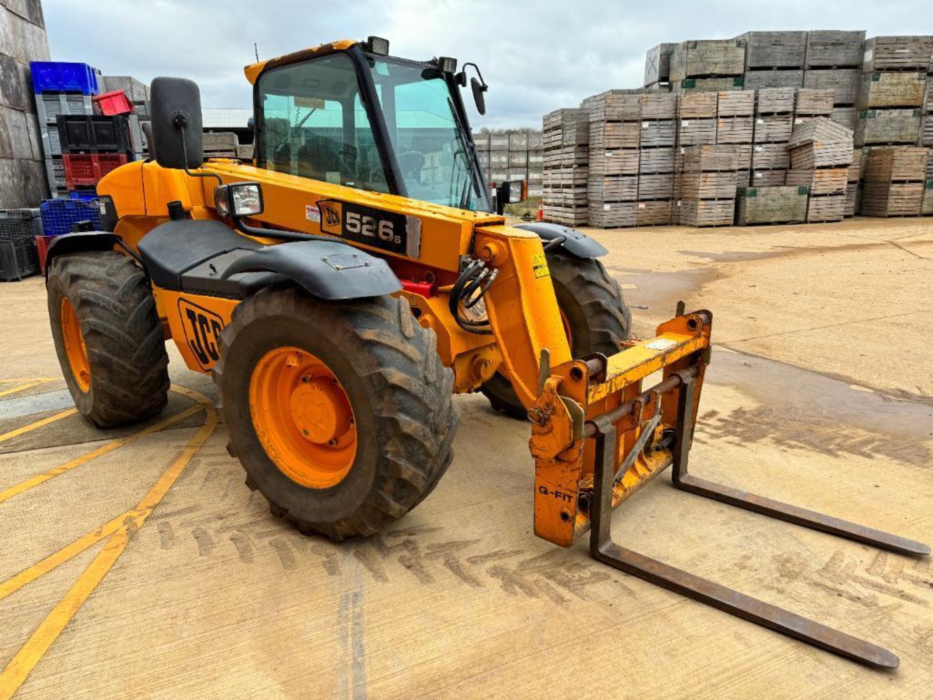 2004 JCB 526S Farm Special Loadall with Q-fit headstock and pallet tines, air conditioned cab and PU - Bild 13 aus 16
