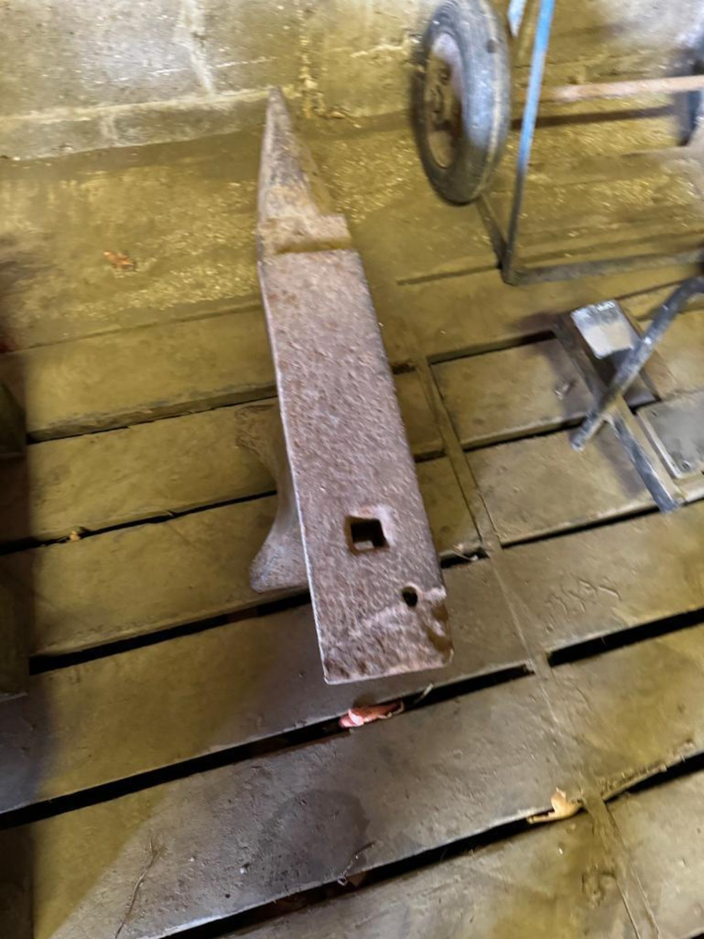 Workshop anvil - Image 2 of 2