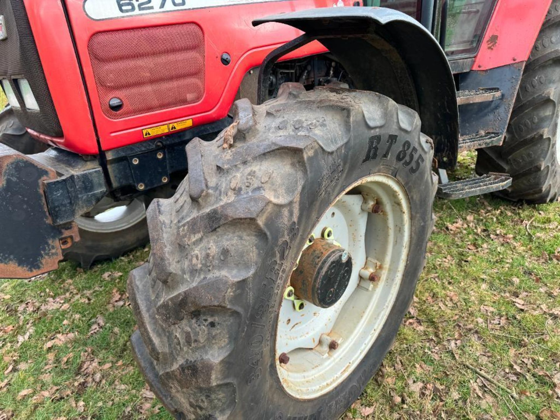 2002 Massey Ferguson 6270 Power Control 4wd tractor with 3 manual spools, 10No front wafer weights o - Bild 8 aus 26