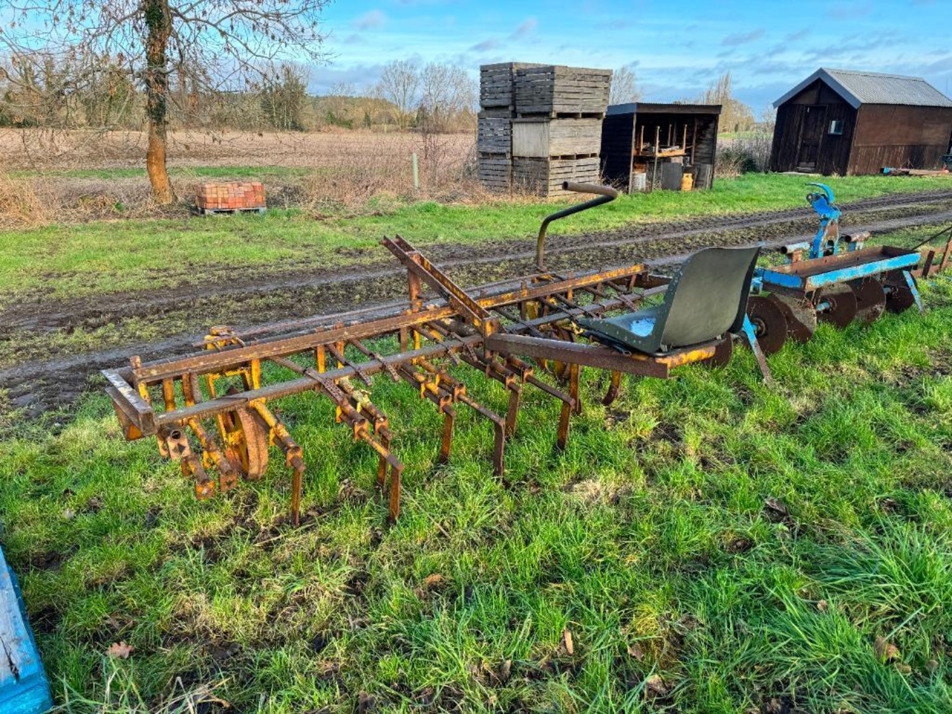 Interrow 9ft steerage hoe, linkage mounted - Image 5 of 5