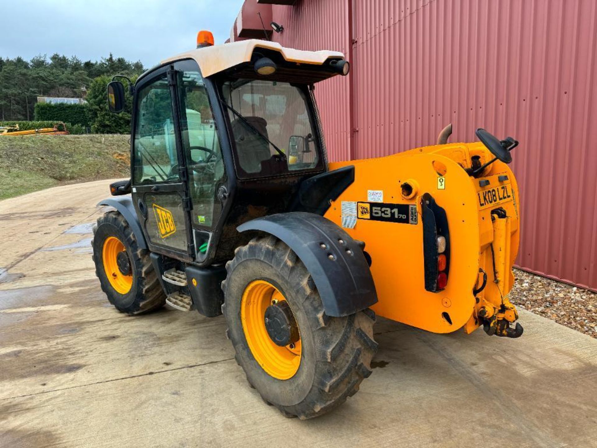 2008 JCB 531-70 Agri-Super Loadall with Q-fit headstock, air conditioned cab and pallet tines on Mic - Image 10 of 16