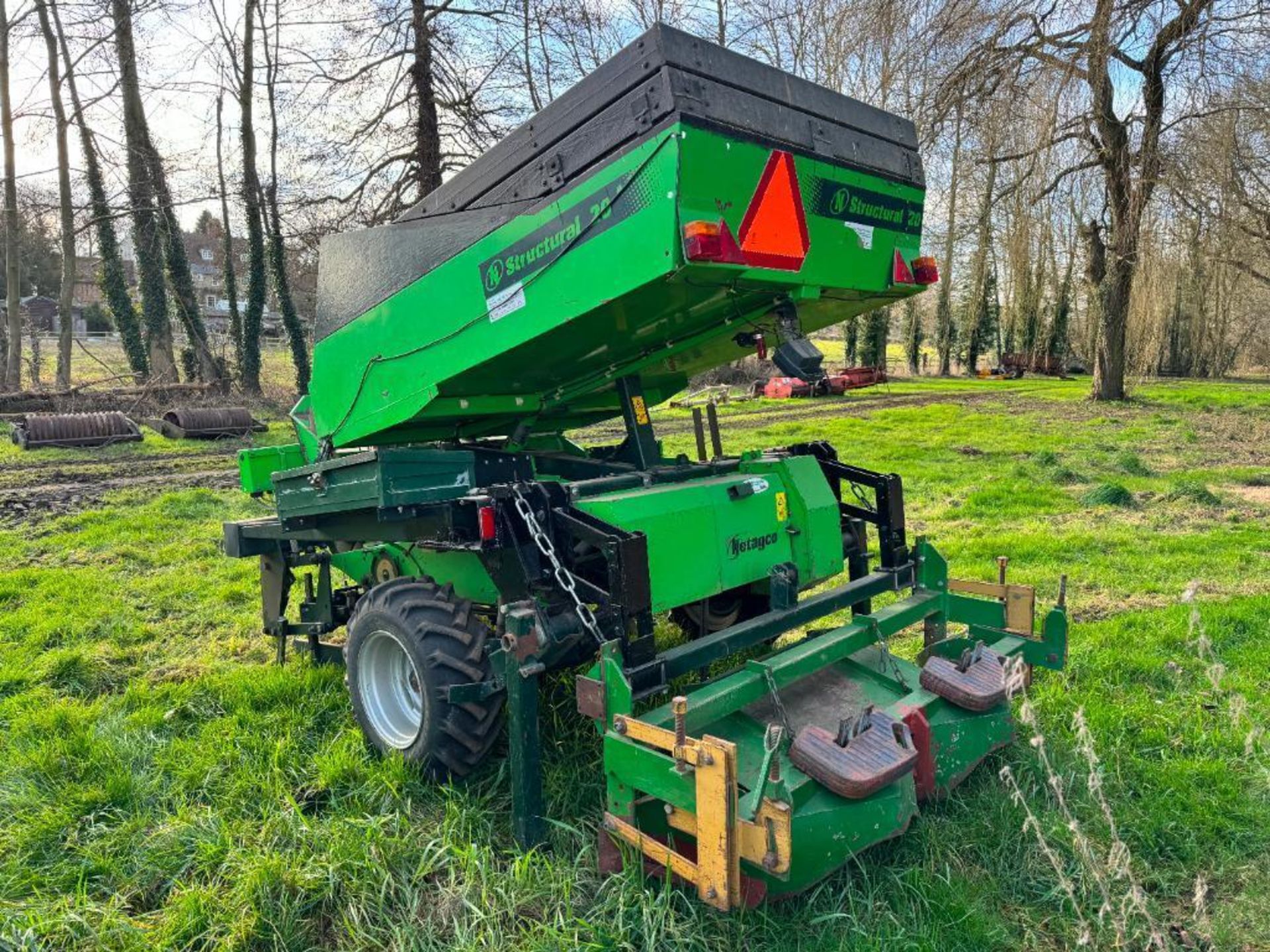 Miedema Structural 20 2row belt potato planter, linkage mounted NB: Control box and manual in office - Image 11 of 21