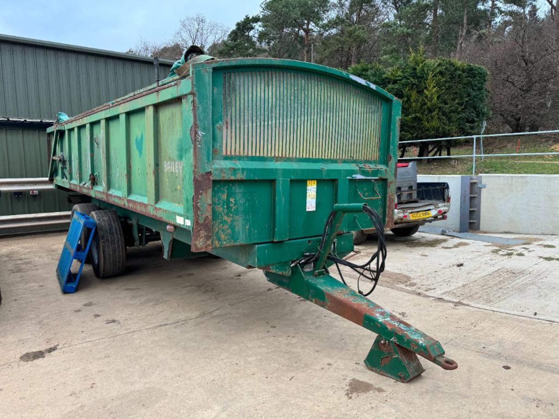 2007 Bailey 14t twin axle root trailer with sprung drawbar, rollover sheet, hydraulic tailgate and g - Image 5 of 6