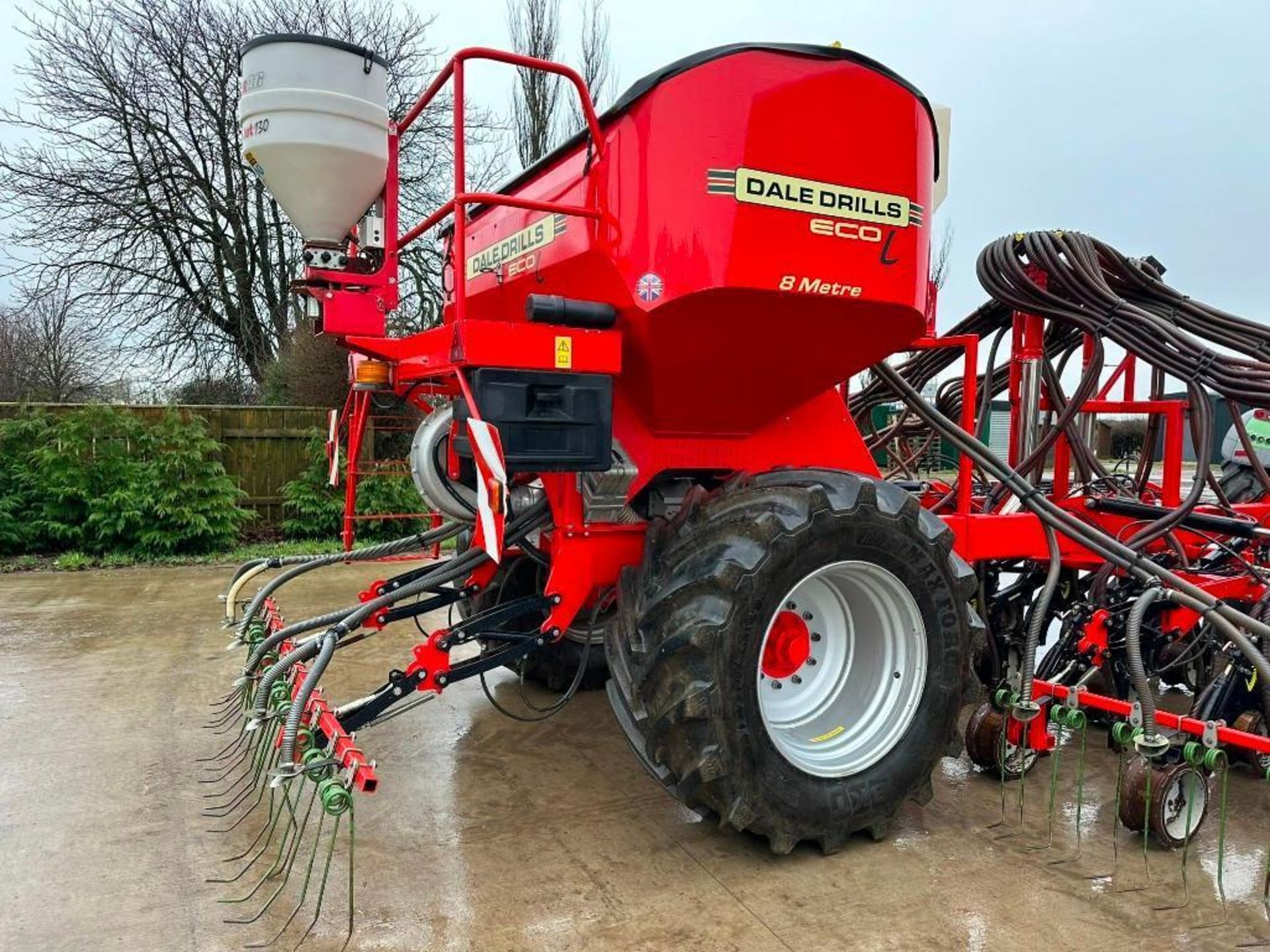 2020 Dale Drills Eco L 8m drill, 3T hopper, chassis mounted following harrow, lower link arm drawbar - Image 10 of 12