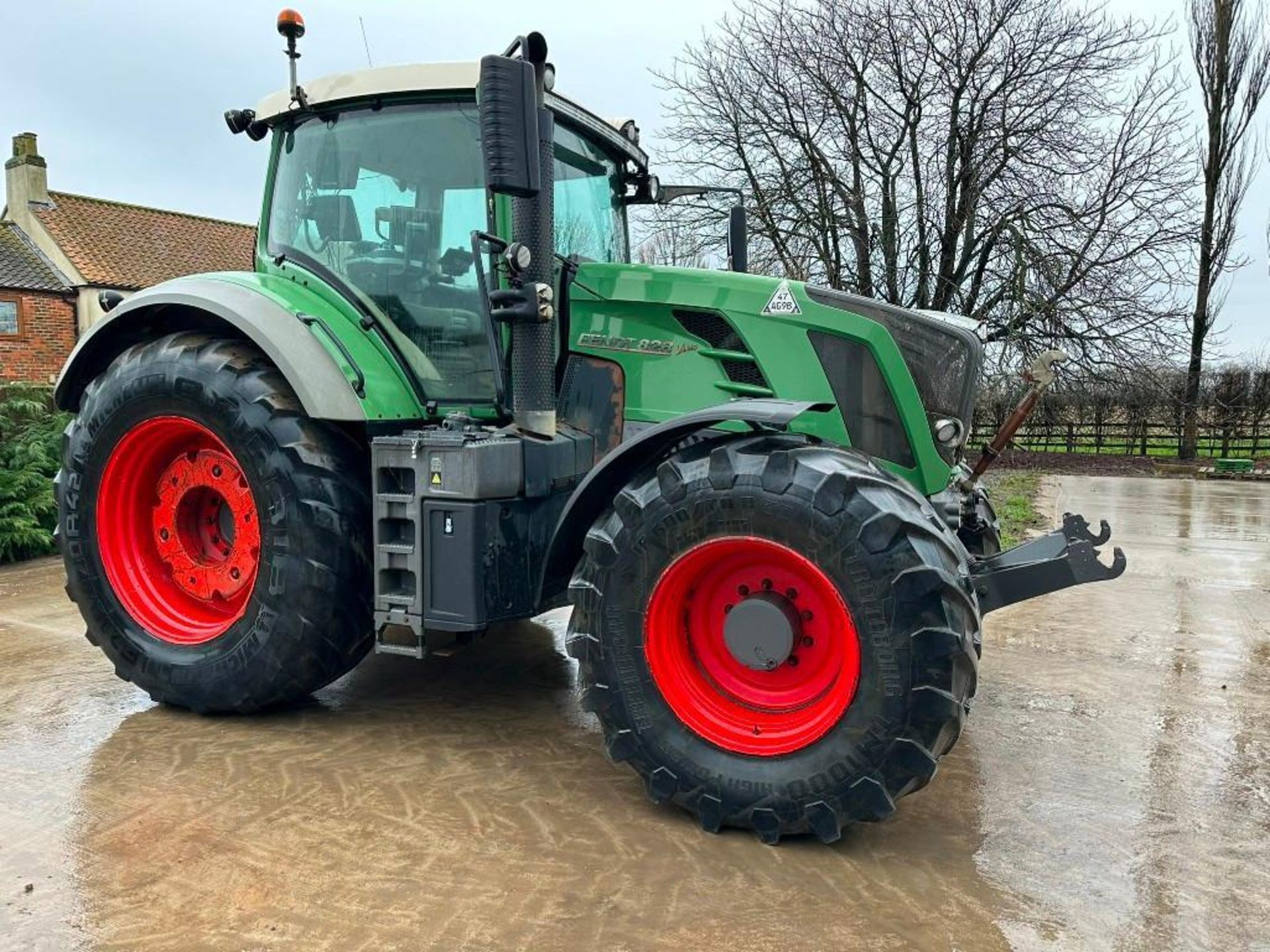 2013 Fendt 828 Vario tractor, 4wd, front linkage, front spool valves, 4No rear spool valves, Bill Be - Image 14 of 23