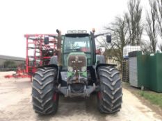 2010 Fendt 820 Vario TMS tractor, 4wd, front linkage, 4No spool valves, Bill Bennett pick up hitch.