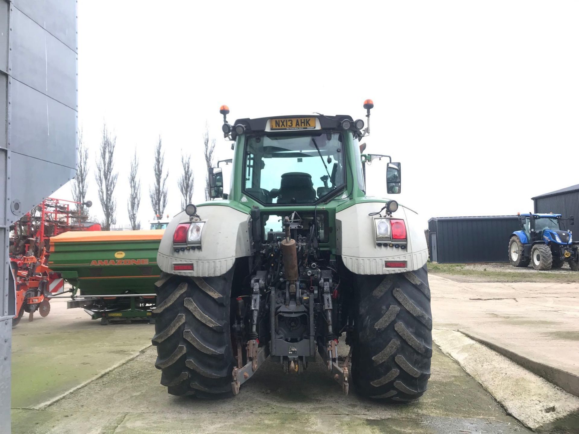 2013 Fendt 828 Vario tractor, 4wd, front linkage, front spool valves, 4No rear spool valves, Bill Be - Image 5 of 23