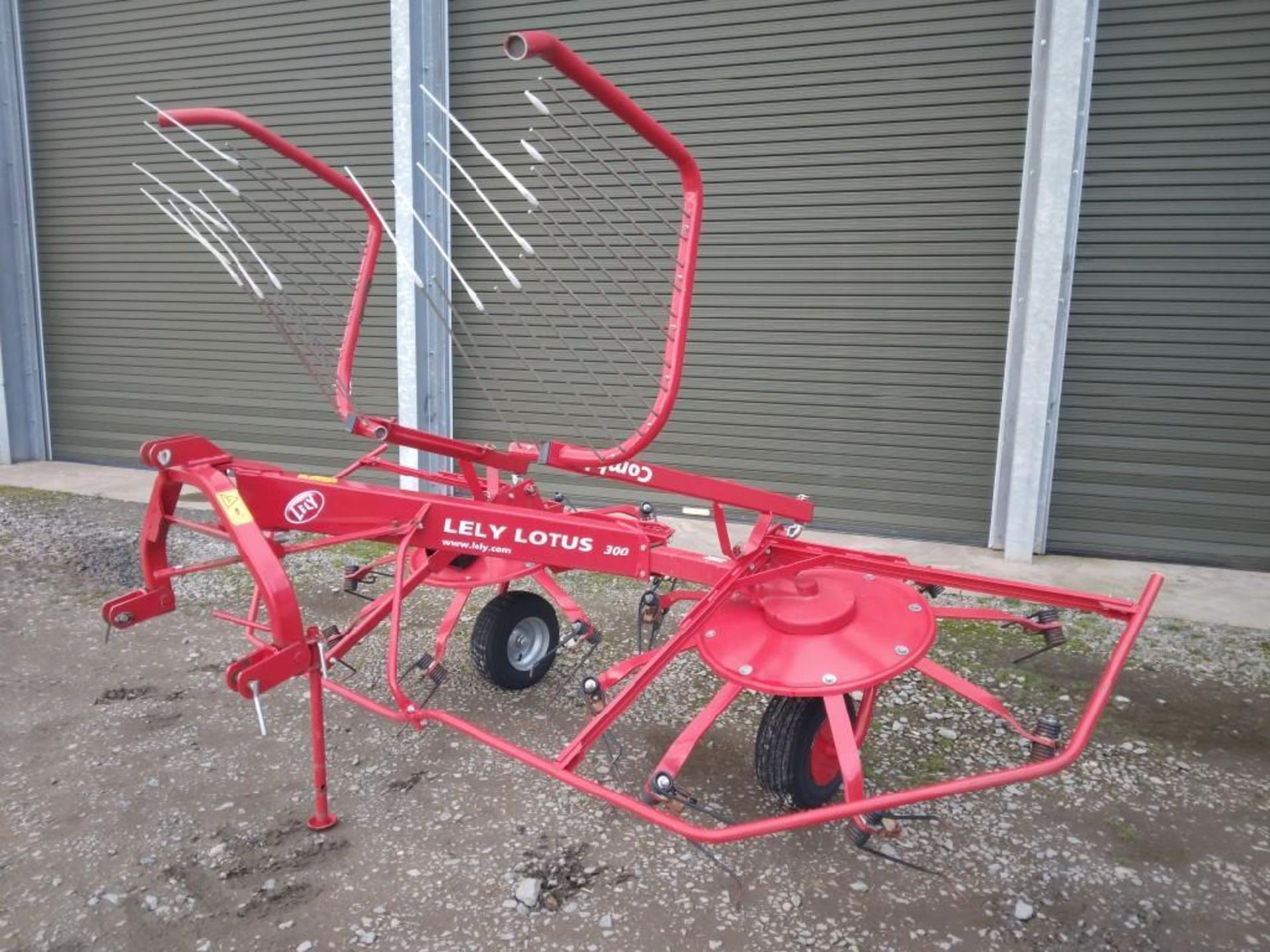 Lely Lotus 300 Tedder - (Shropshire)