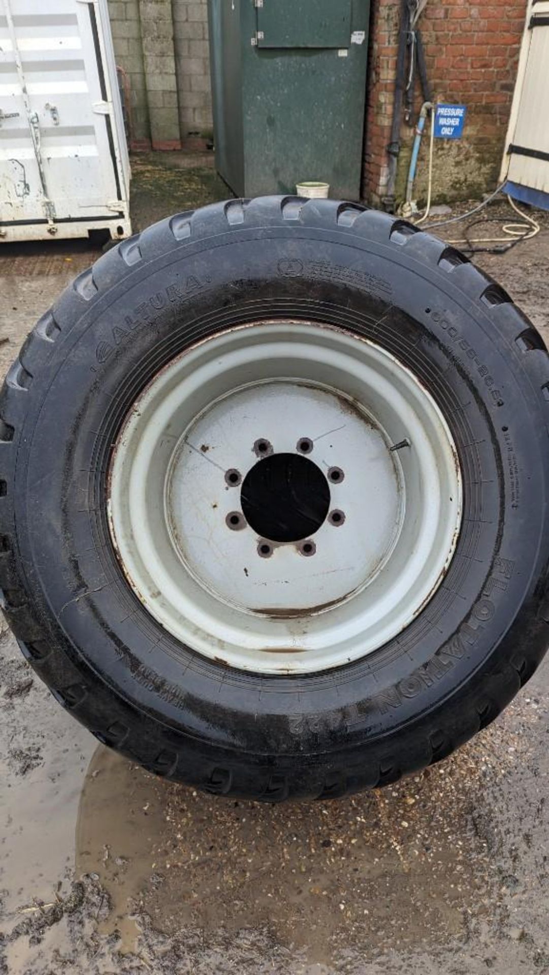 4No. Floatation Wheels and Tyres - 600/55R26.5 - (Yorkshire) - Image 2 of 4