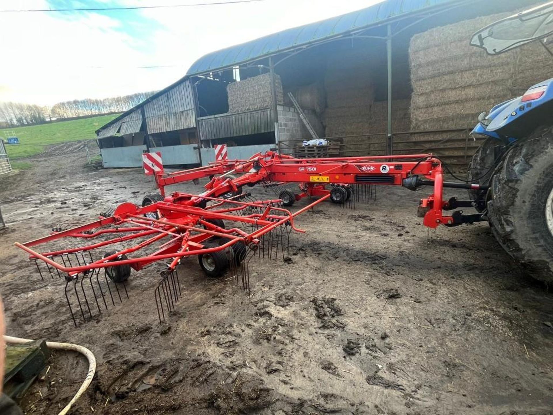 2015 Kuhn GA7501 Twin Rotor Rake - (Derbyshire) - Image 10 of 23