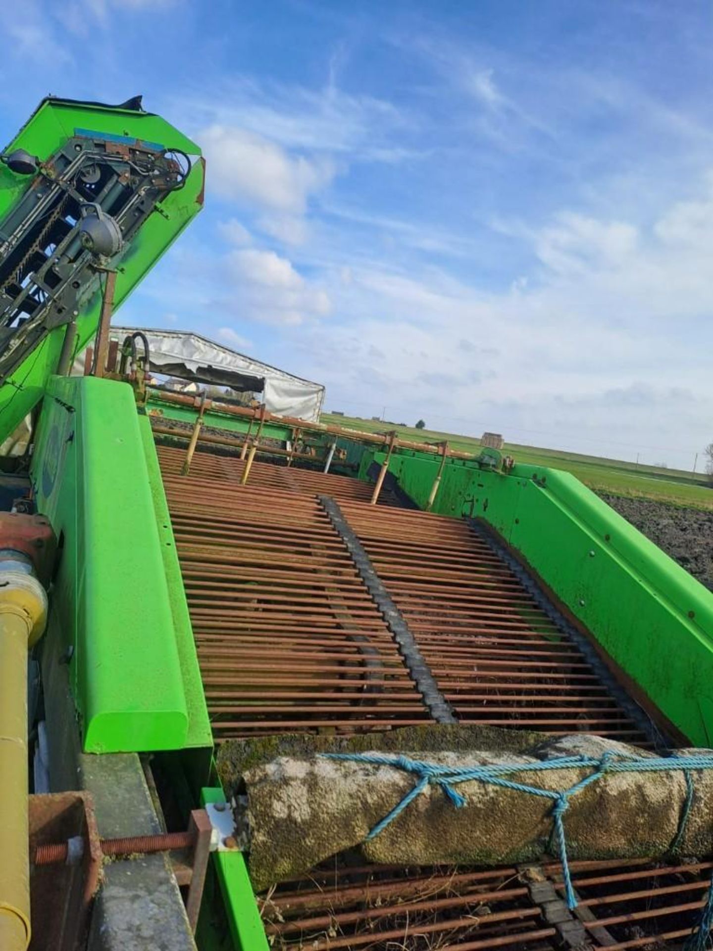 2001 Reekie Dominant 3000 Potato Harvester - (Norfolk) - Image 4 of 16