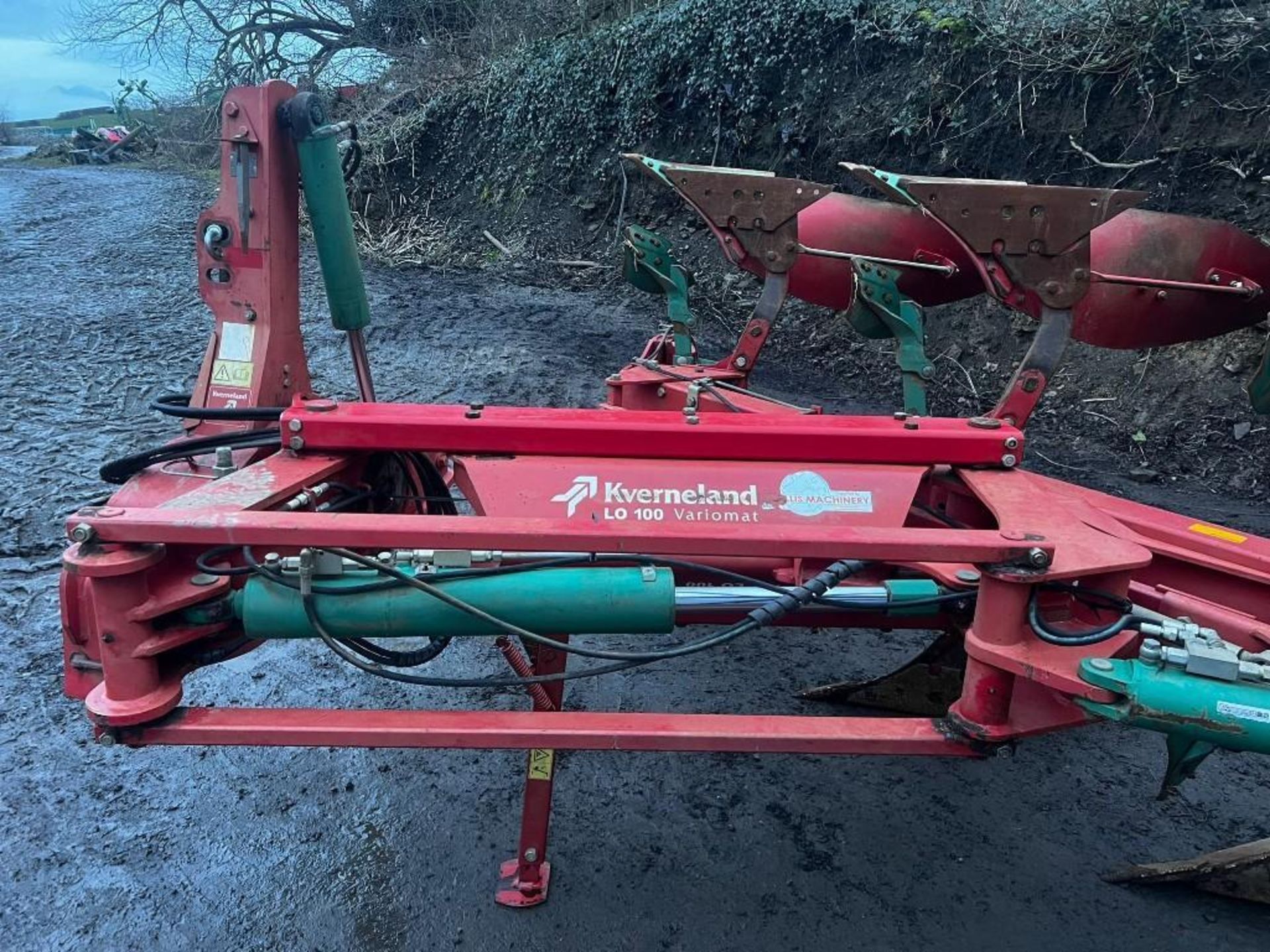 2011 Kverneland LO100 Variomat 6+1 Furrow Plough - (Yorkshire) - Image 13 of 29