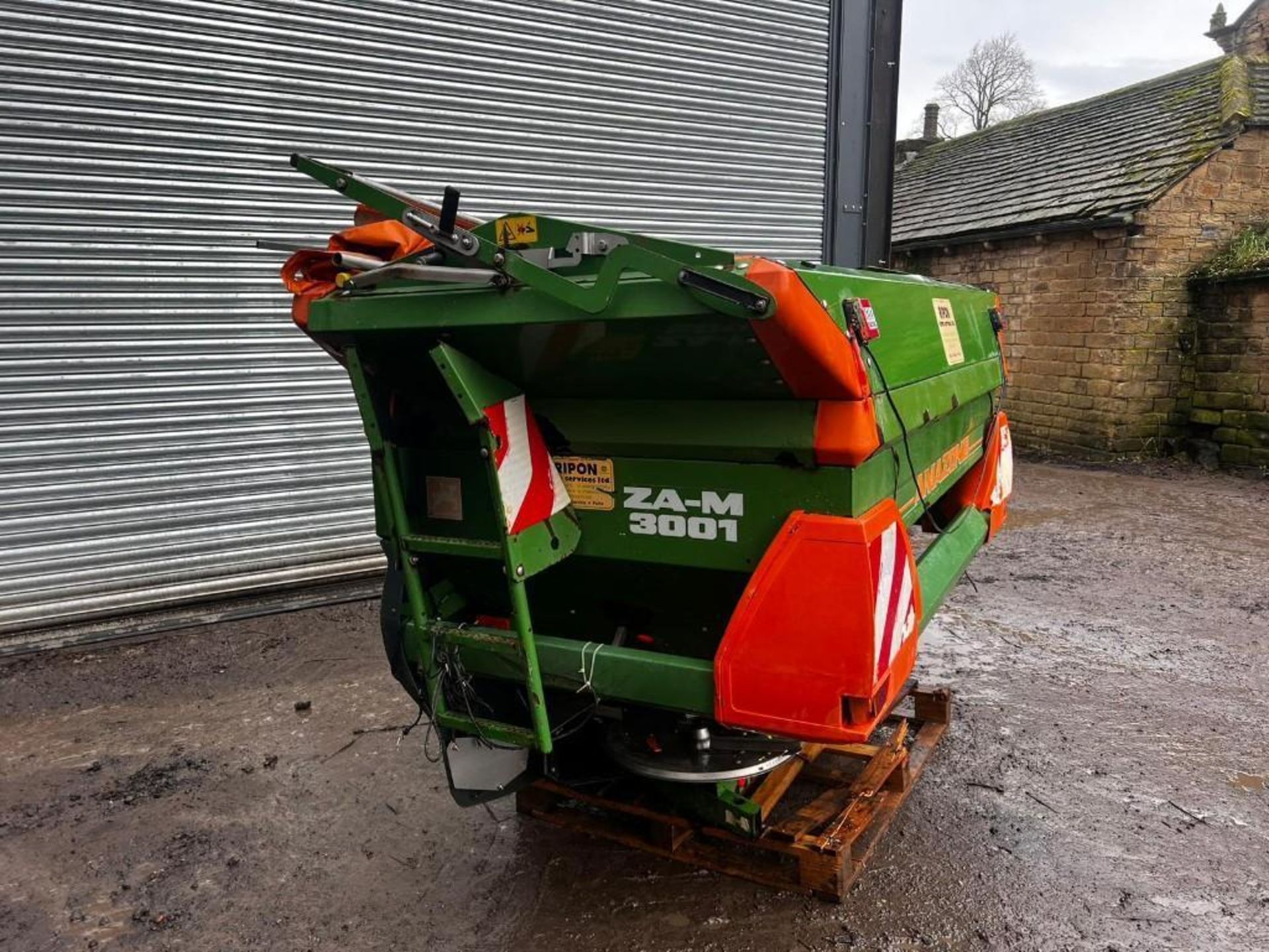 2013 Amazone ZA-M 3001 Profis Hydro Fertiliser Spreader - (Yorkshire) - Image 5 of 26