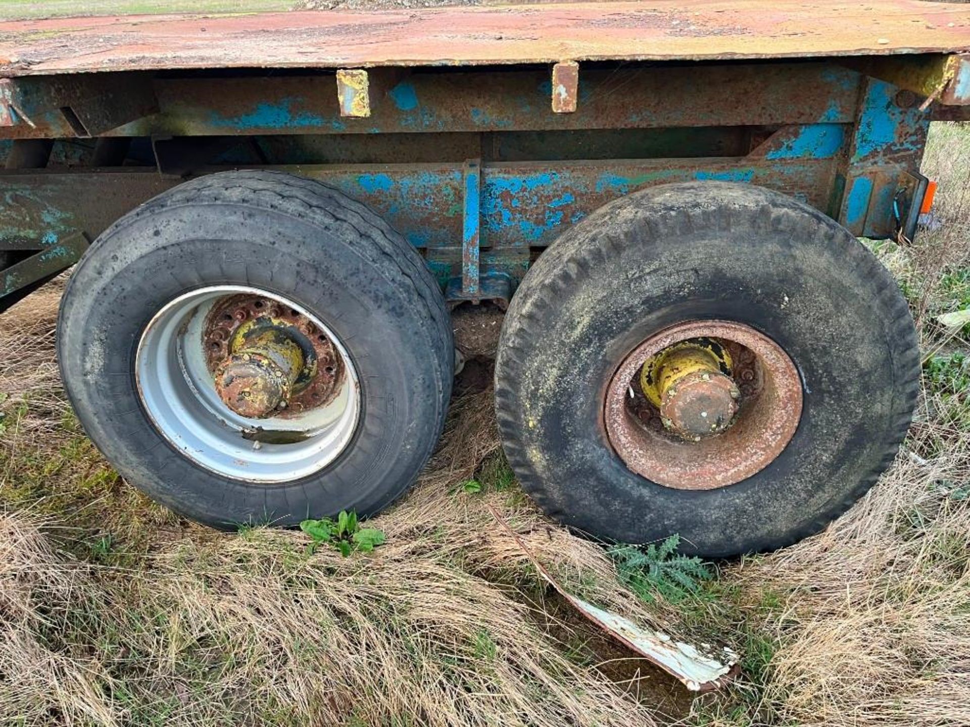 1977 Brian Legg Flat Bed Trailer - Image 5 of 6