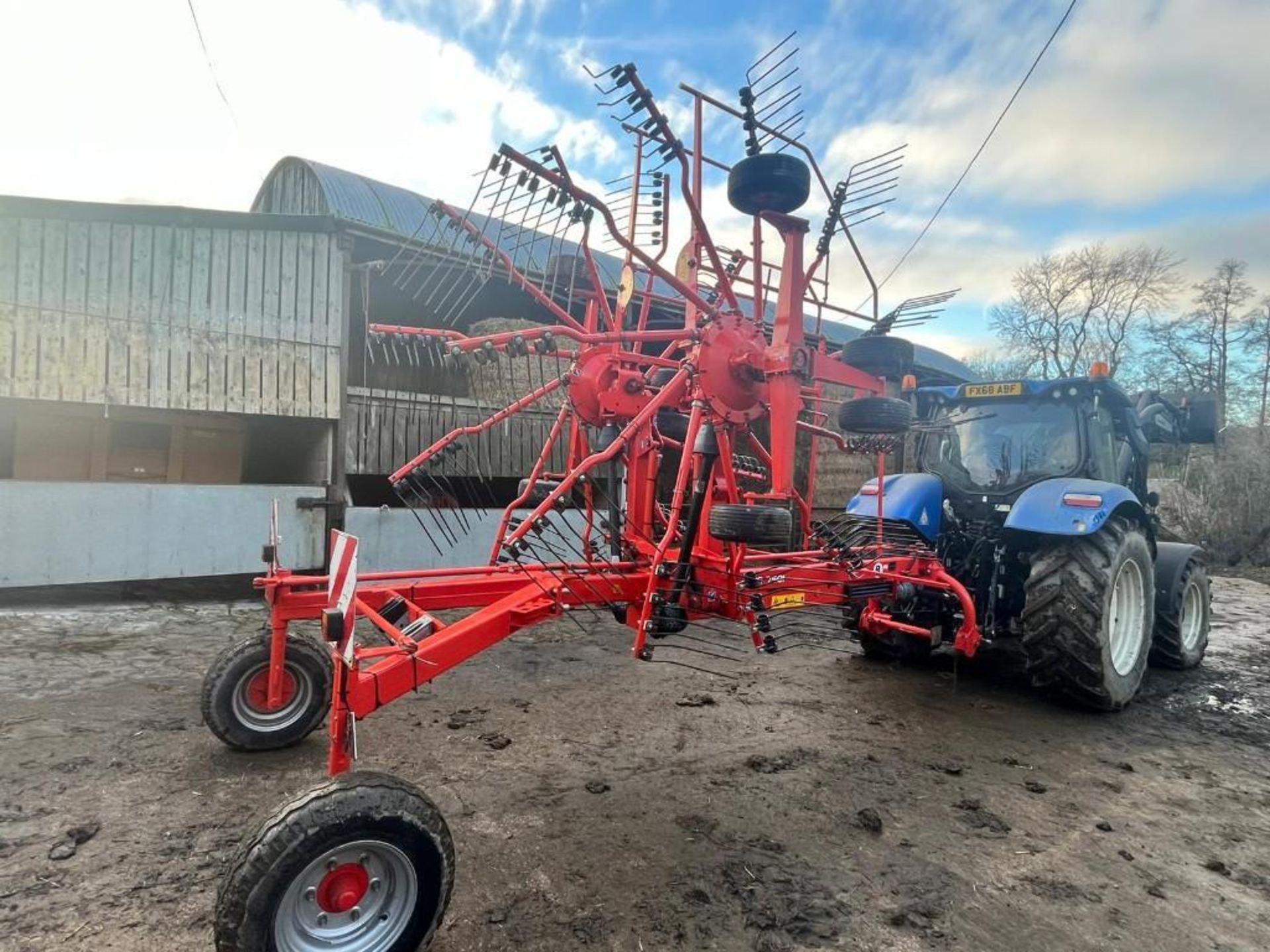 2015 Kuhn GA7501 Twin Rotor Rake - (Derbyshire) - Image 6 of 23