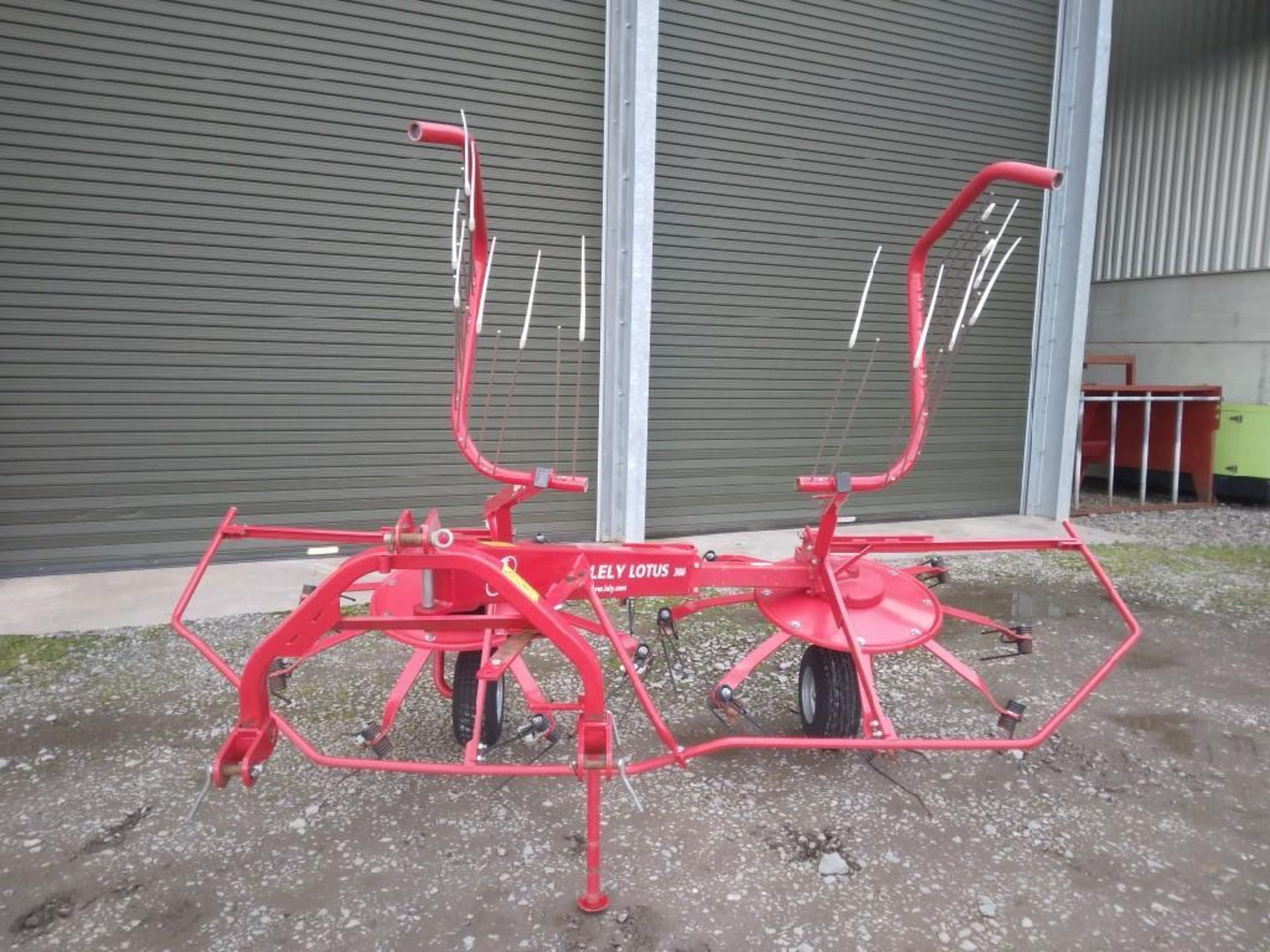 Lely Lotus 300 Tedder - (Shropshire) - Bild 2 aus 13