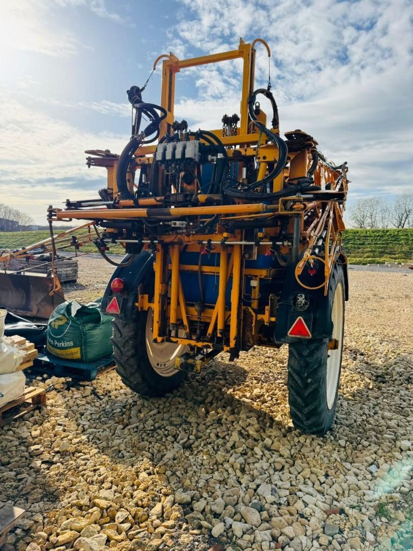 2004 Knight Trailed Sprayer - (Bedfordshire) - Image 6 of 8