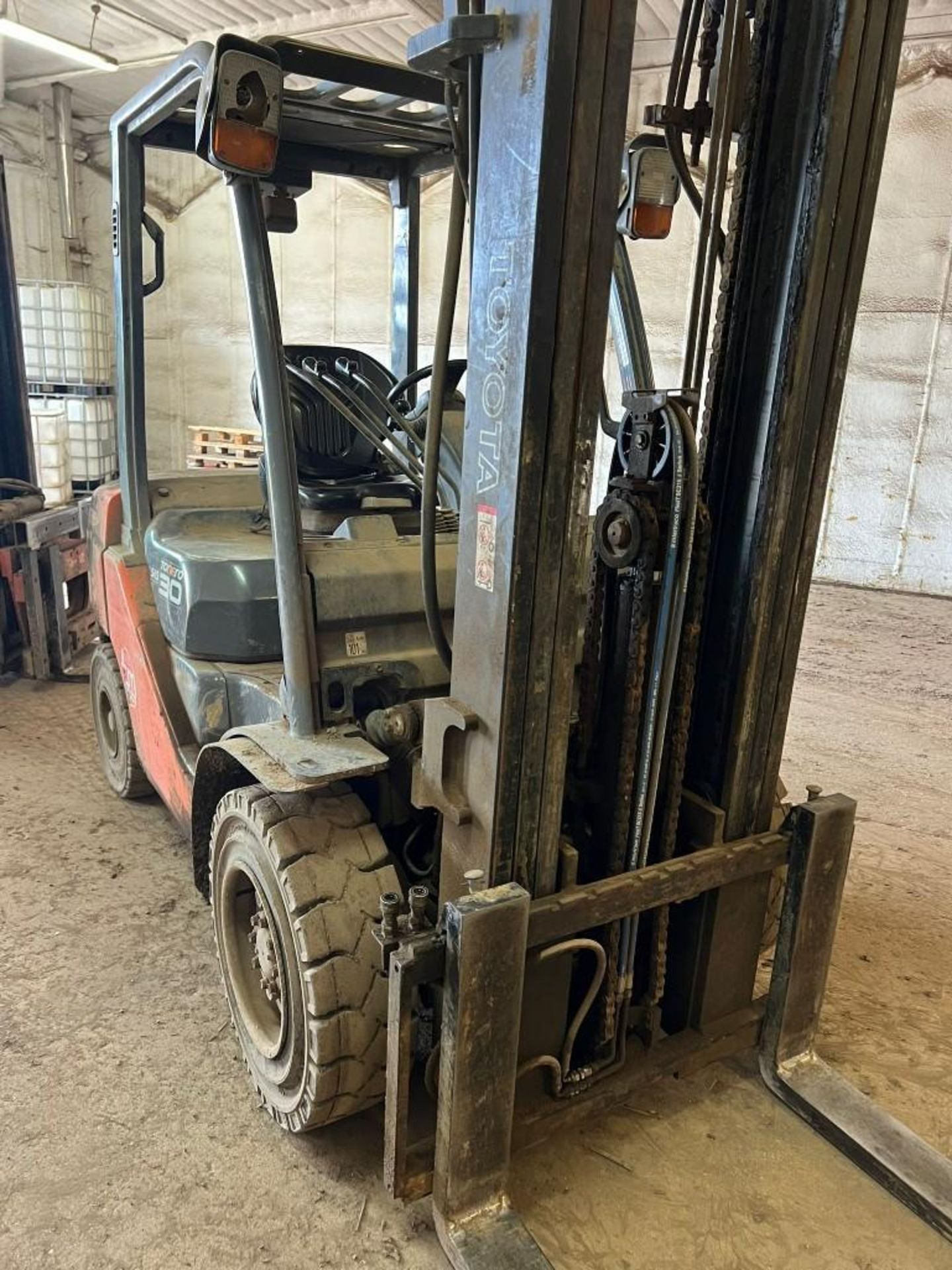 2008 Toyota - 52 - 8FDF30 Forklift - (Lincolnshire) - Image 2 of 5
