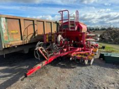 2001 Vaderstad Rapid 400F - (Suffolk)