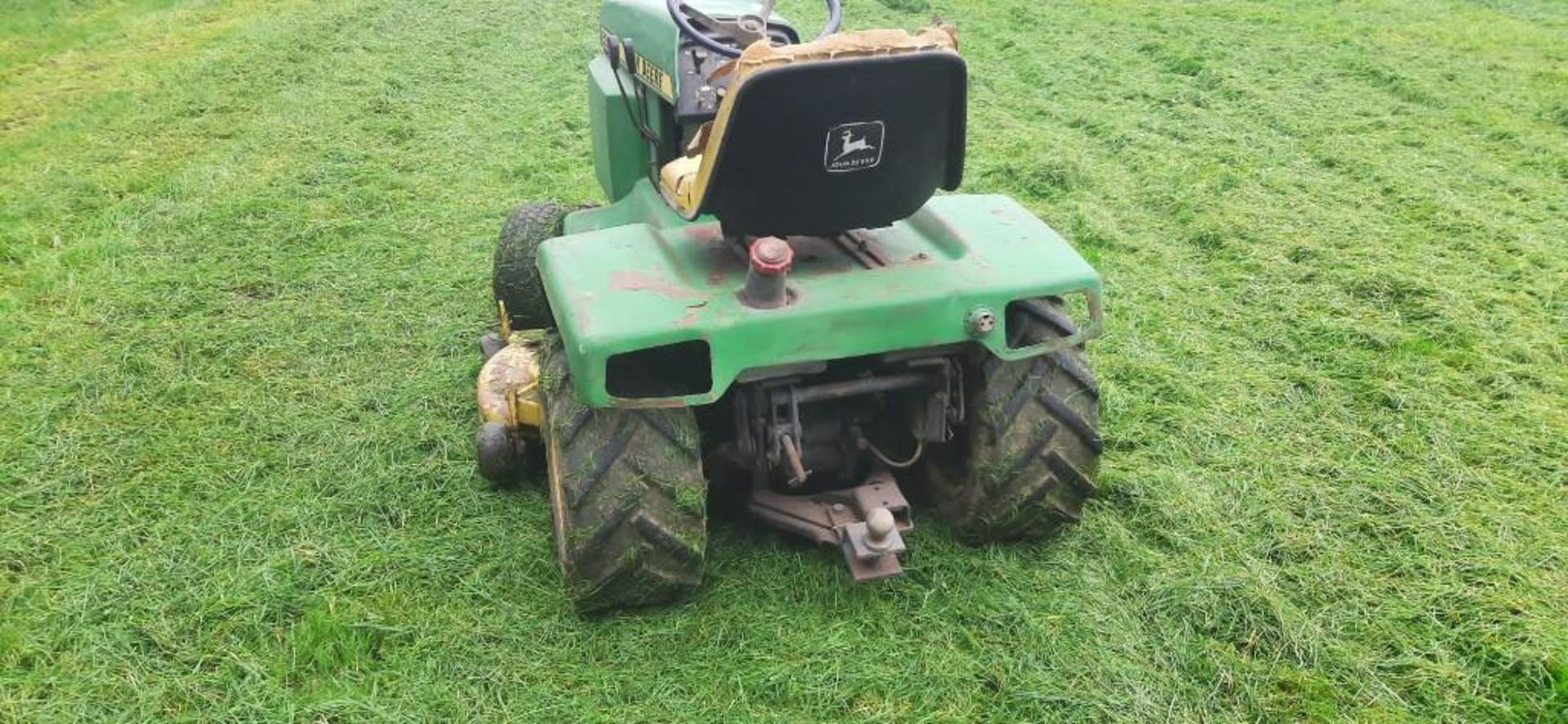 John Deere 332 Mower - (Lincolnshire) - Image 3 of 3