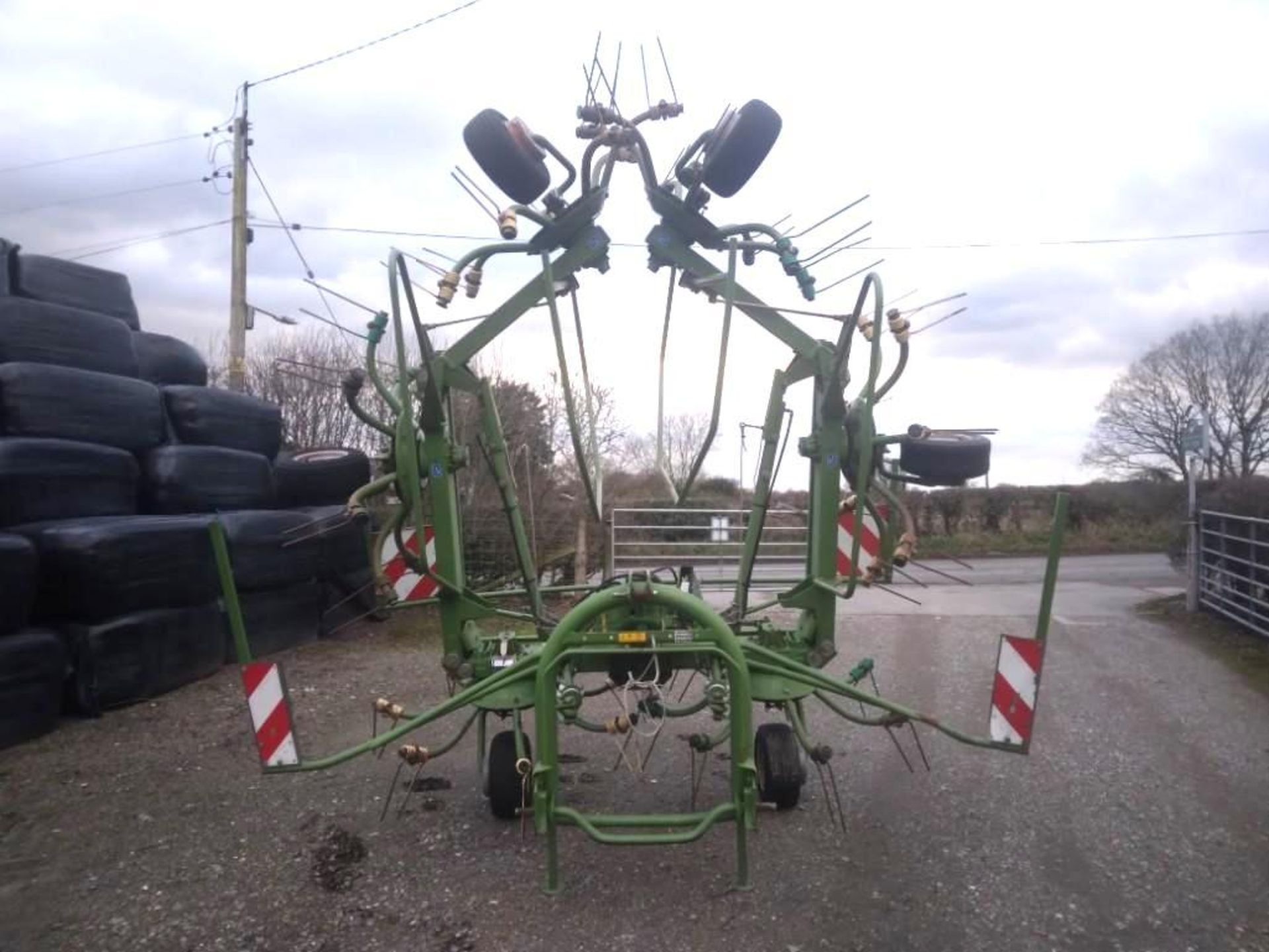 2003 Krone 7.70 6 Rotor Tedder - (Shropshire) - Bild 2 aus 15