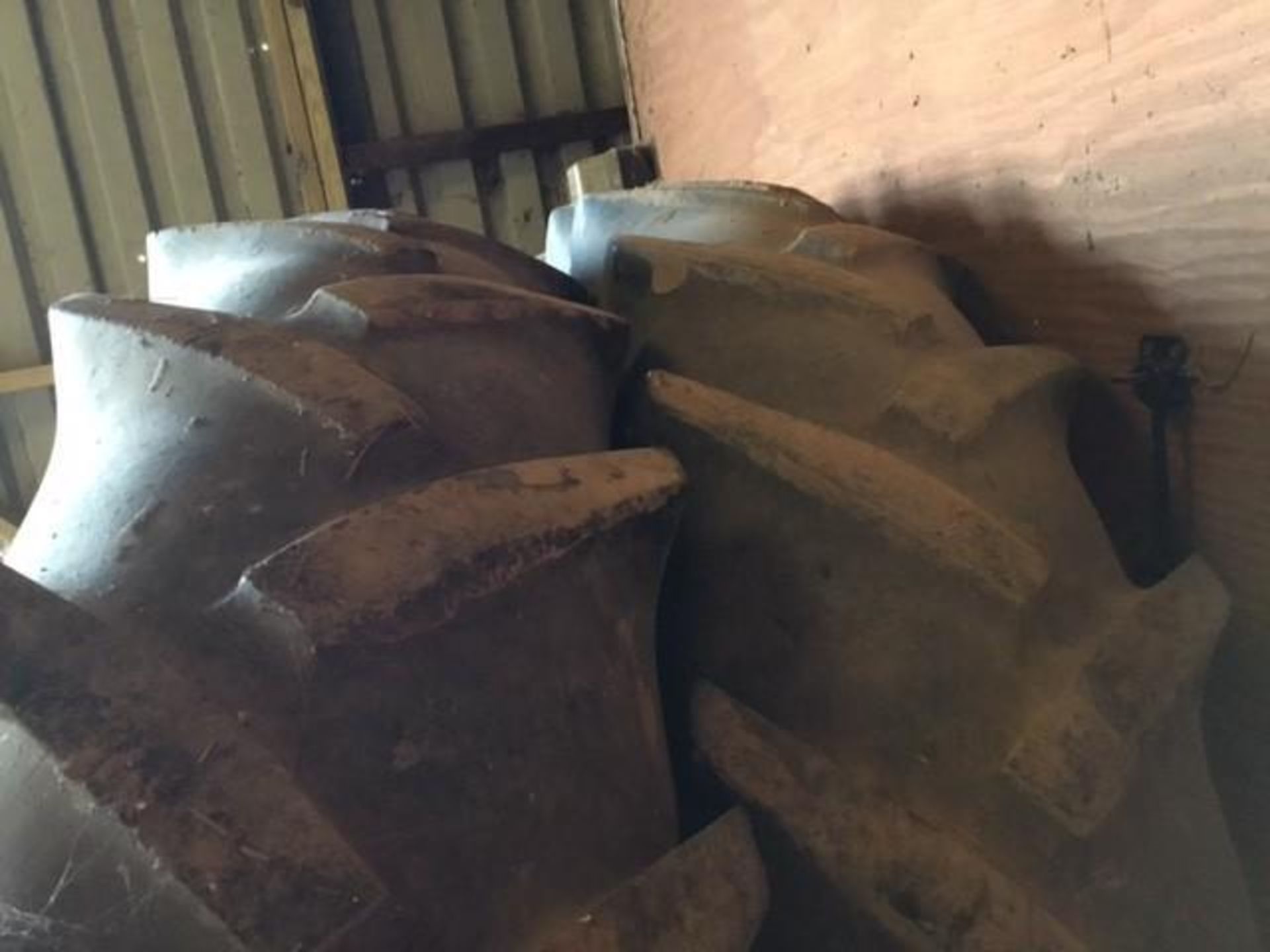 Row Crop Wheels - 11.2x32 and 11.2x48 - (Cambridgeshire) - Image 4 of 8