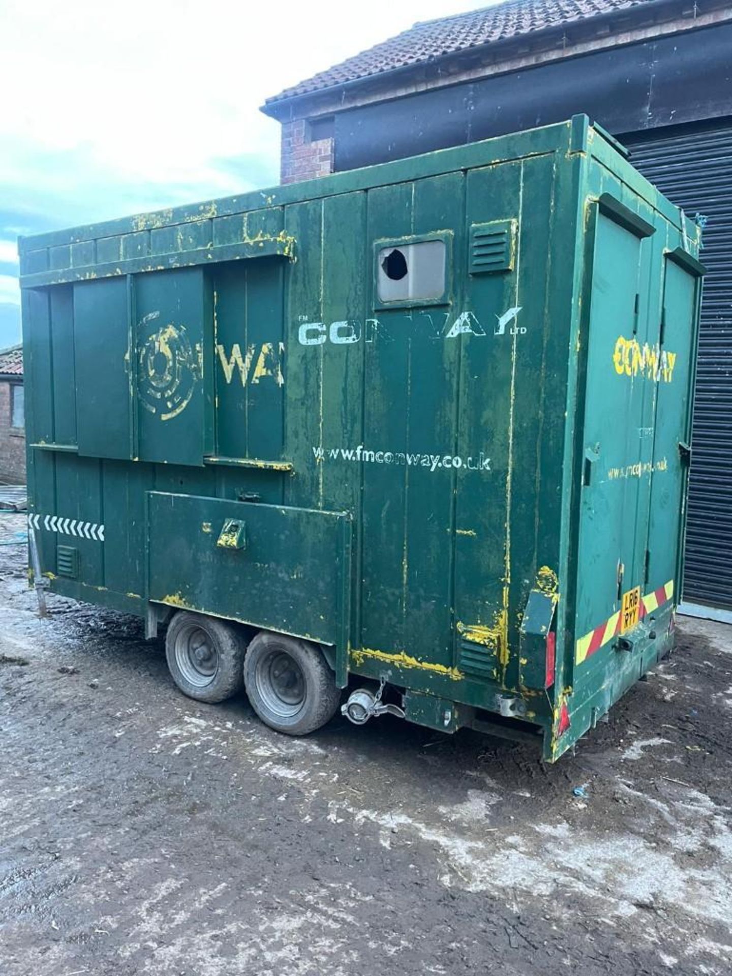 Bespoke Mobile Welfare Unit With Built in W.C. and Rest Room - (Yorkshire) - Image 2 of 9