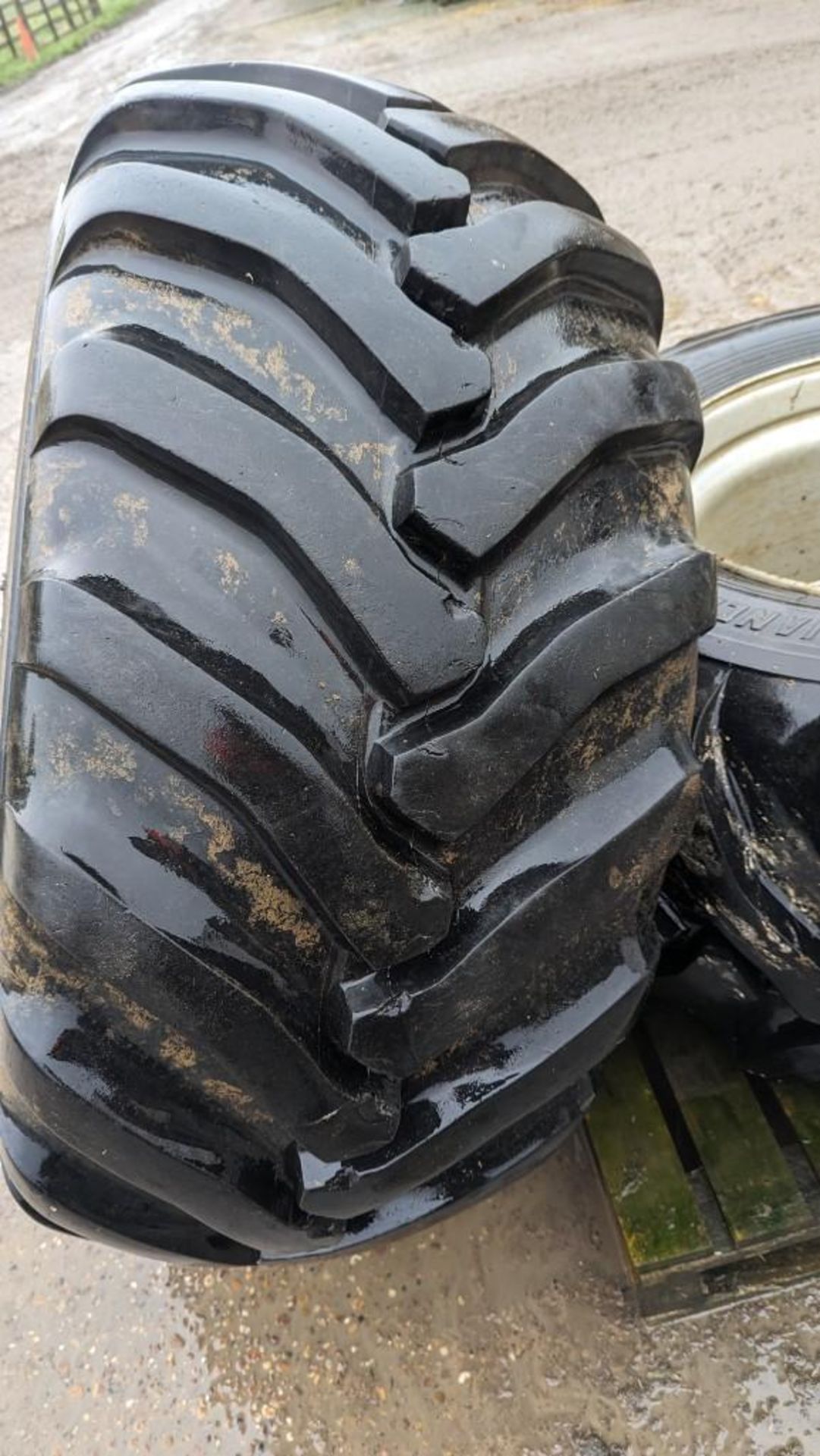 4No. Floatation Wheels and Tyres - 600/55R26.5 - (Yorkshire) - Image 3 of 4