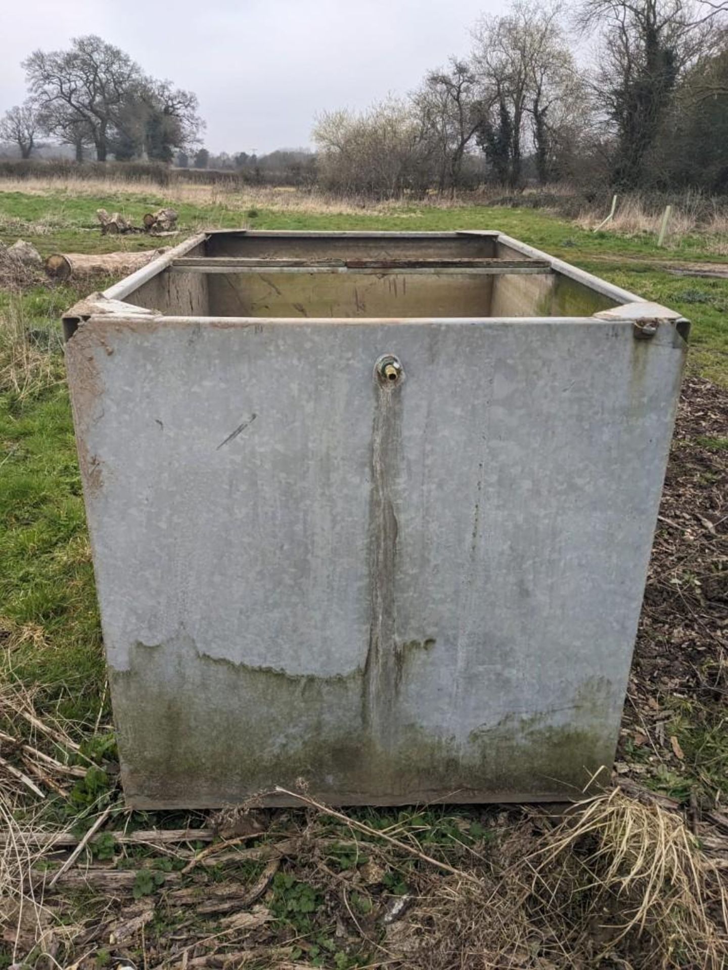 Misc Water Tank - (Norfolk) - Image 2 of 2