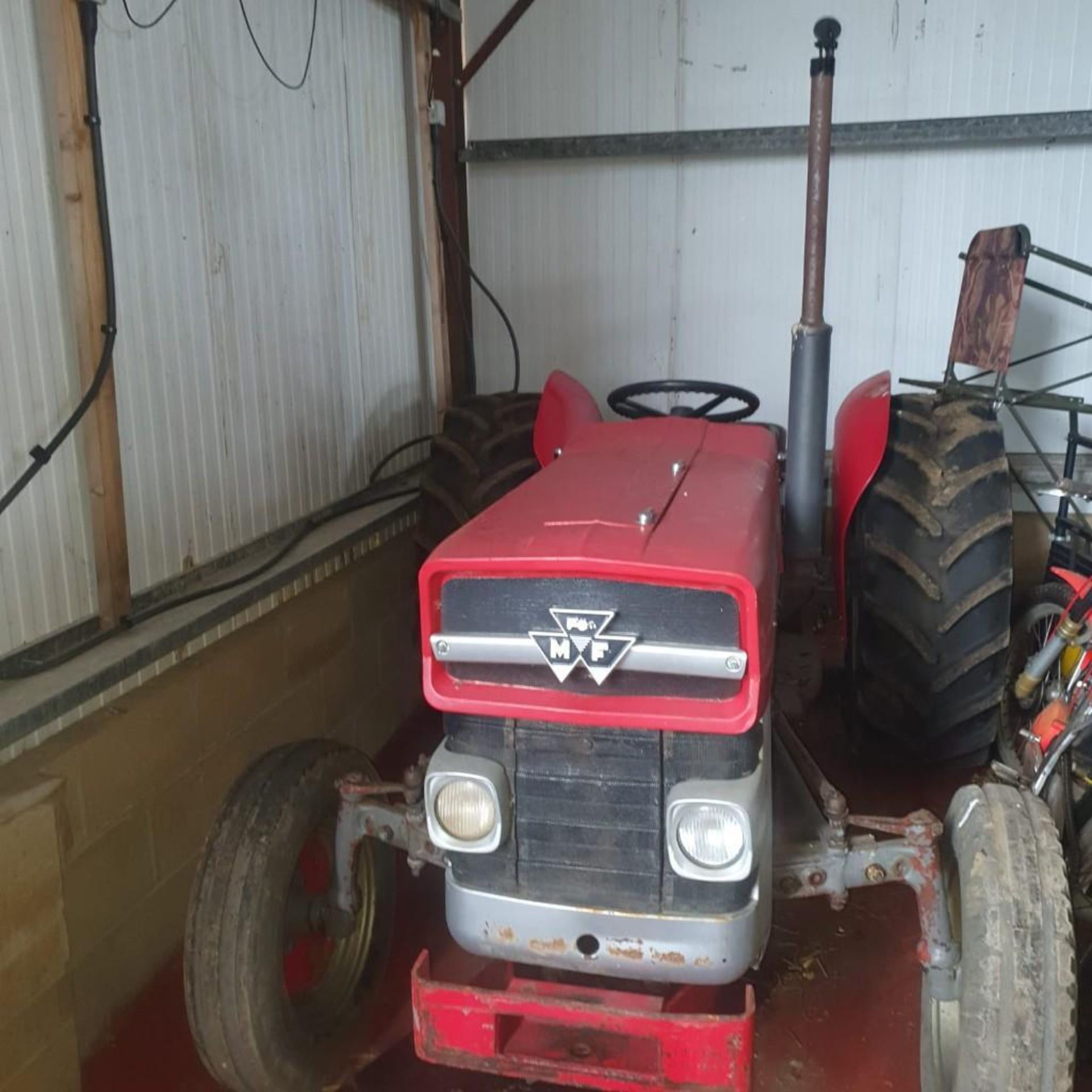 Massey Ferguson 135 - (Suffolk) - Bild 5 aus 13