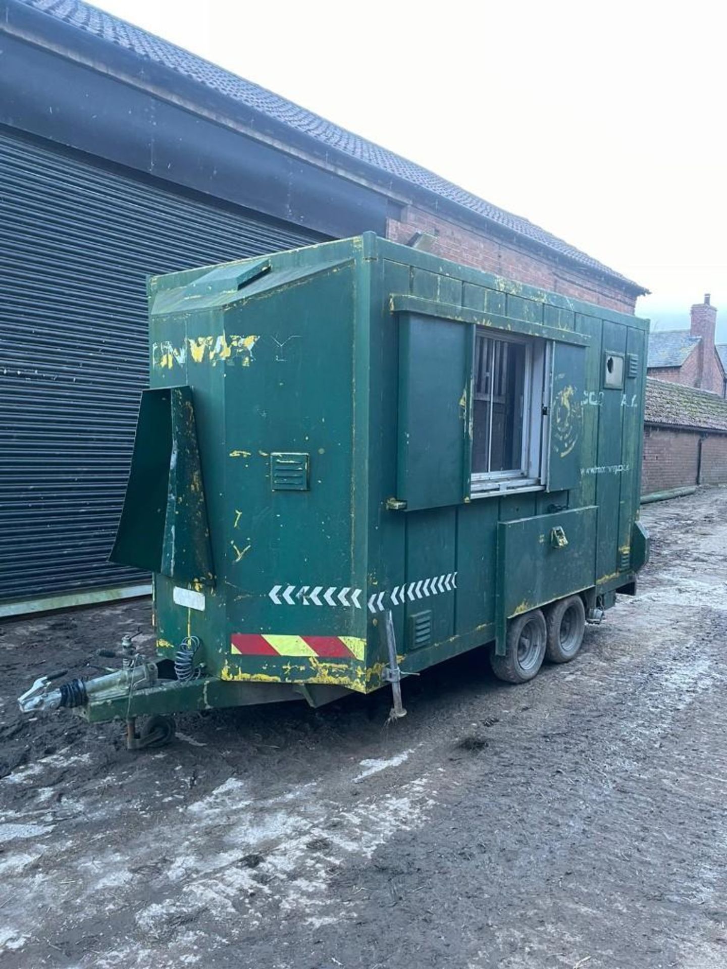 Bespoke Mobile Welfare Unit With Built in W.C. and Rest Room - (Yorkshire)
