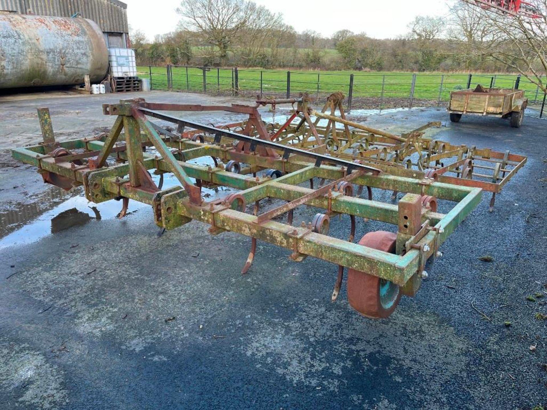 Cousins 4m Pigtail Tine Cultivator c/w Detachable 4m Rear Spring Tine Harrow - (Suffolk)