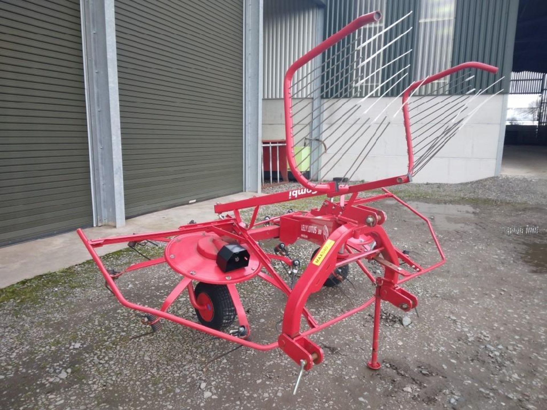 Lely Lotus 300 Tedder - (Shropshire) - Bild 3 aus 13