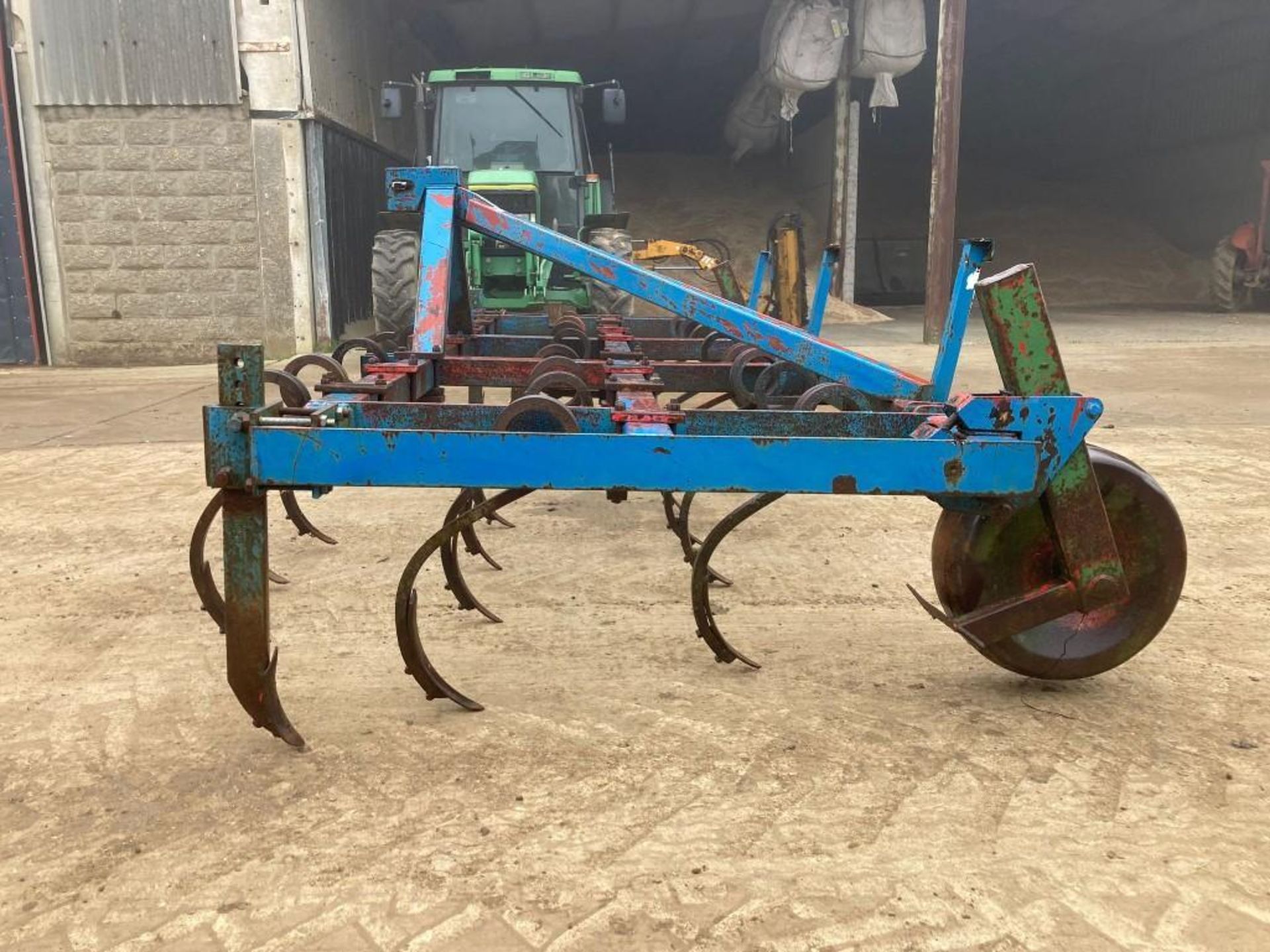 Misc Front Mounted Pigtail Tine Cultivator - (Cambridgeshire) - Image 3 of 5