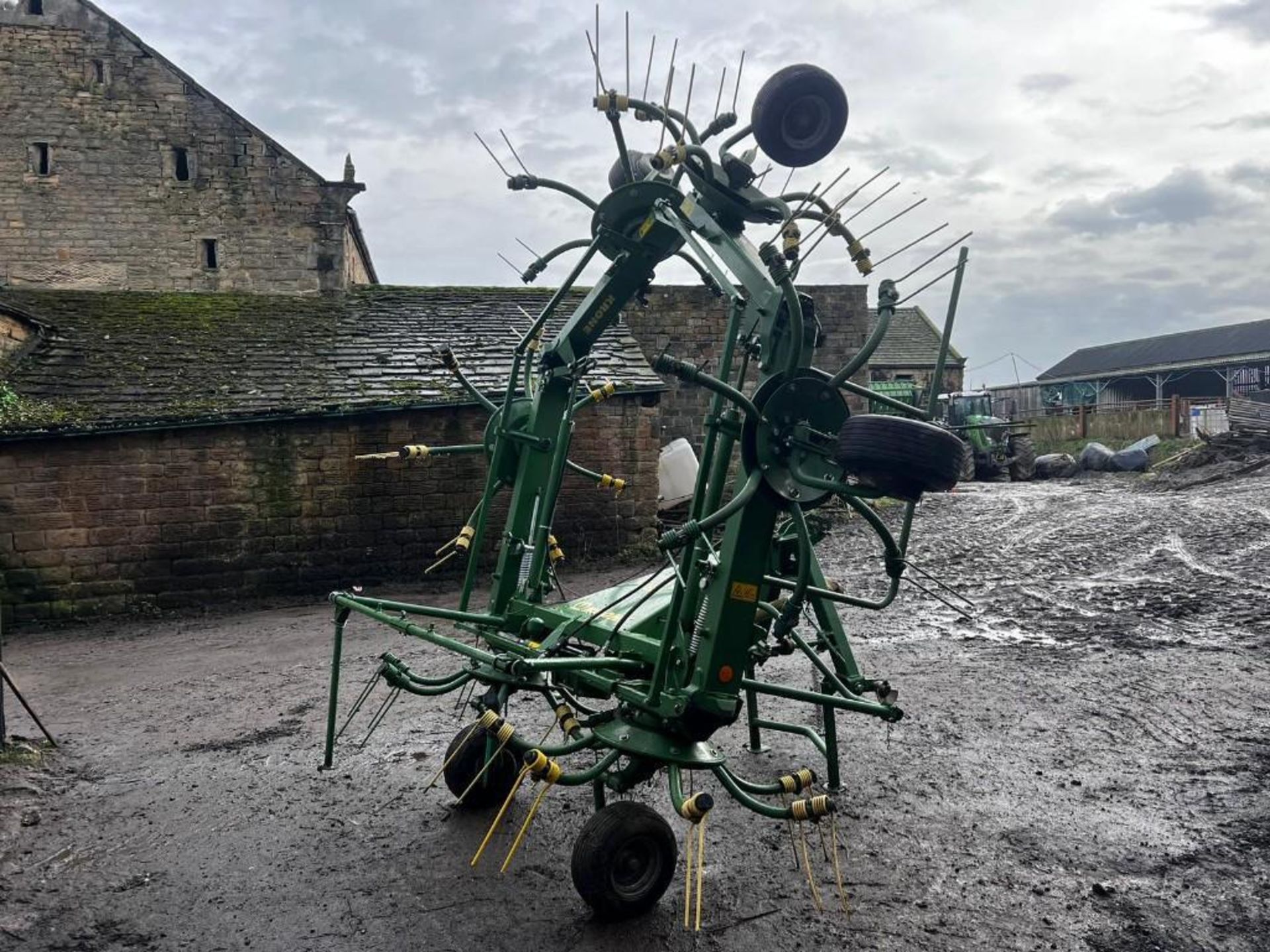 2022 Krone KW 7.82 Tedder 6 Rotor - (Yorkshire) - Image 9 of 11