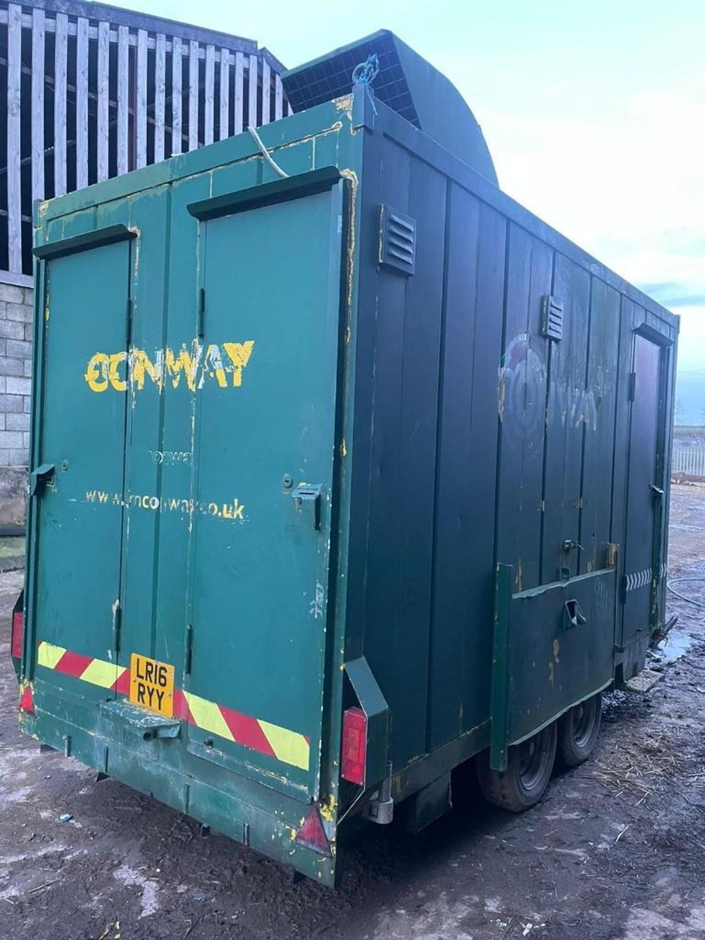 Bespoke Mobile Welfare Unit With Built in W.C. and Rest Room - (Yorkshire) - Image 4 of 9