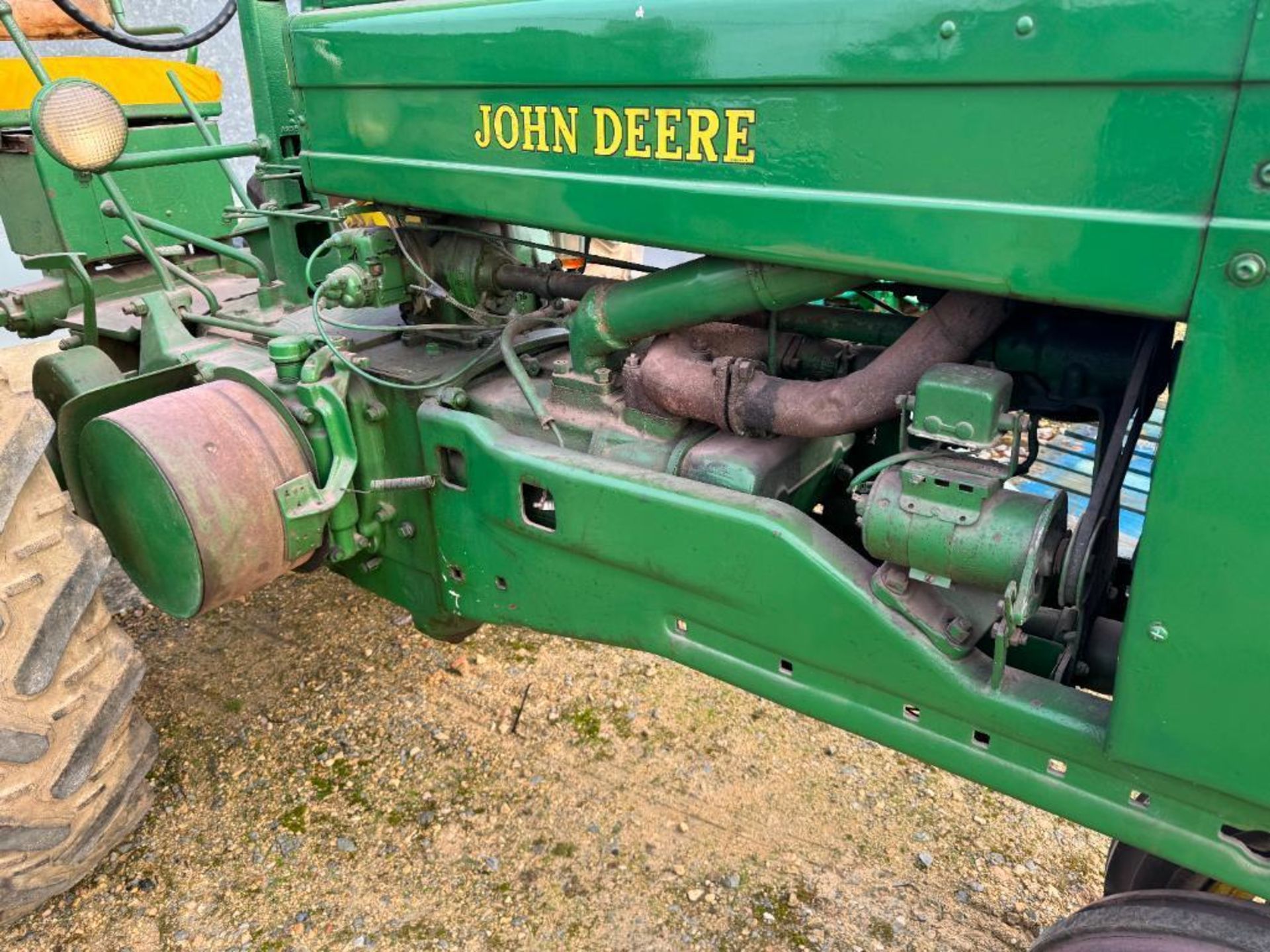 1948 John Deere Model A row crop tractor with side belt pulley, rear PTO and drawbar and twin front - Image 6 of 15