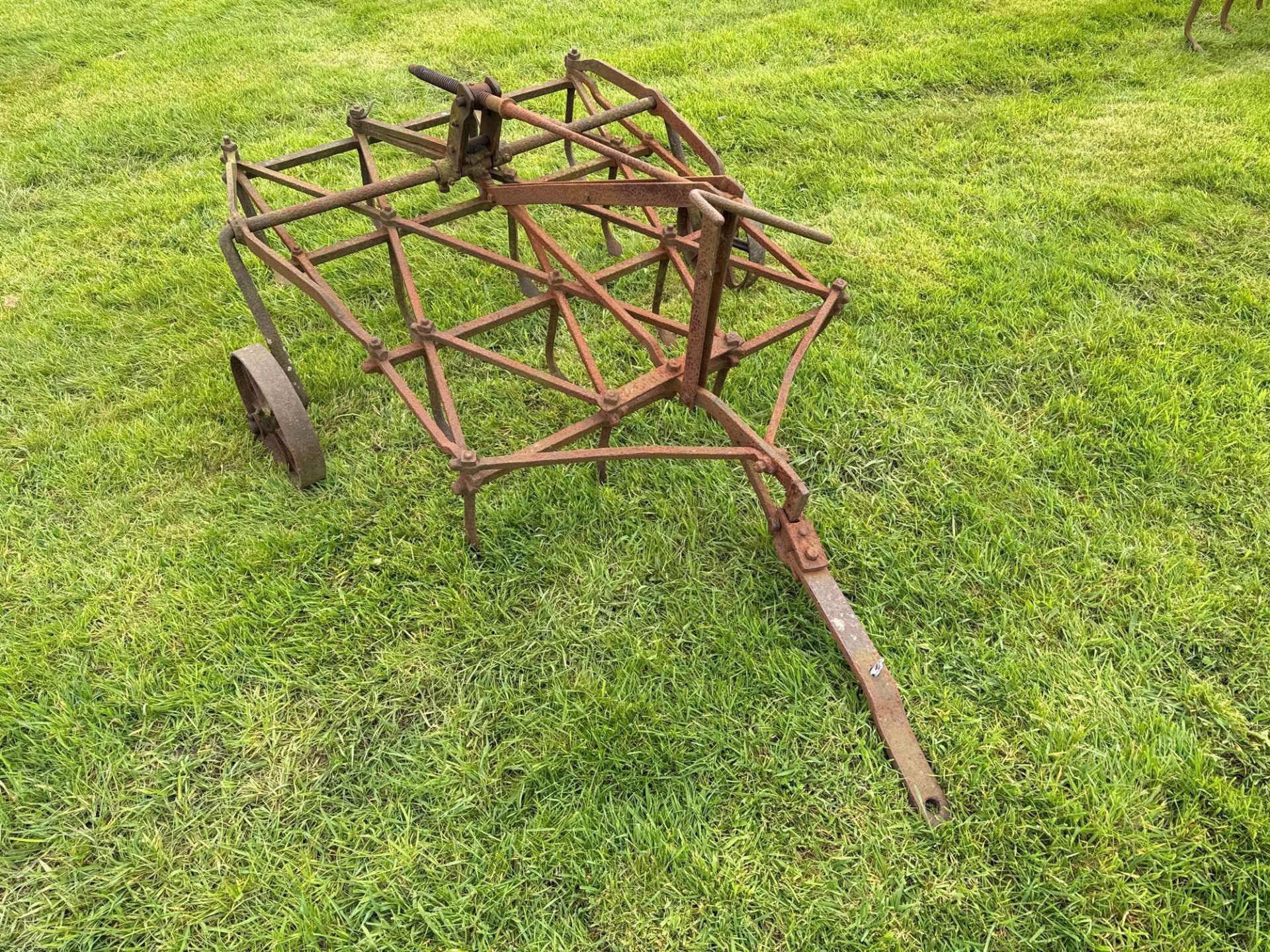 Duck foot harrow 3' trailed