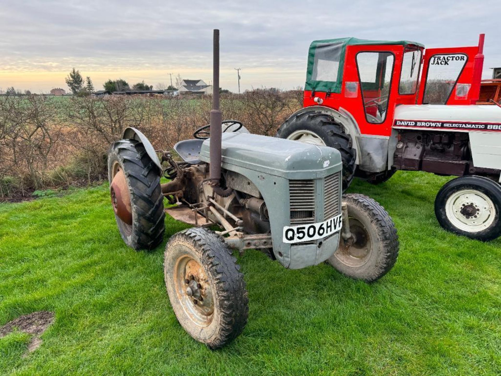 1949 Ferguson TED 2wd petrol paraffin tractor with rear linkage and PUH on 10.00-28 rear and 6.50-16 - Image 9 of 12