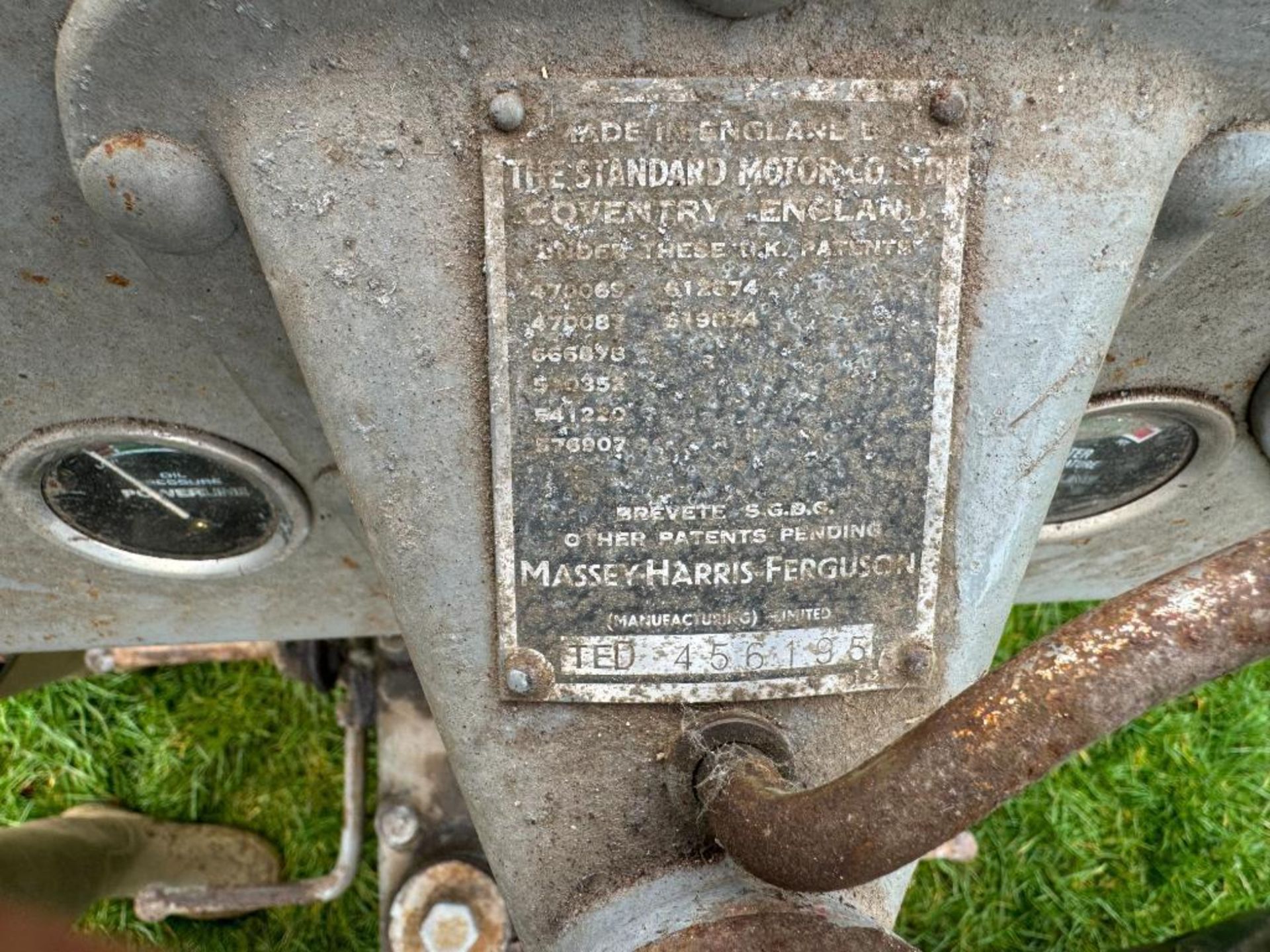 1955 Ferguson TED 2wd petrol paraffin tractor with underslung exhaust and linkage on 12.4-28 rear an - Image 10 of 11