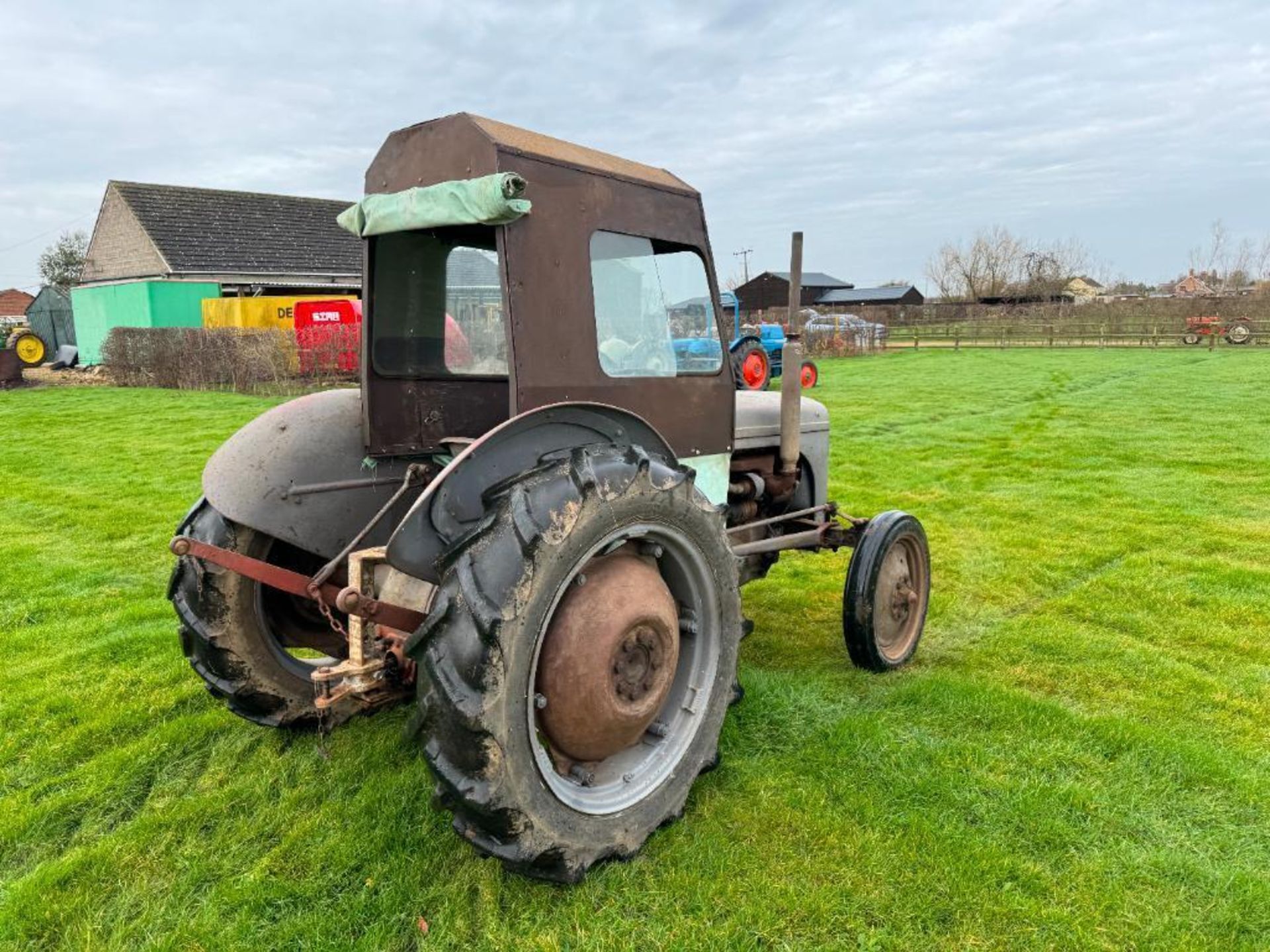 1954 Ferguson TEF 2wd diesel tractor with Clydebuilt cab, rear drawbar assembly and linkage on 11.2/ - Image 9 of 16