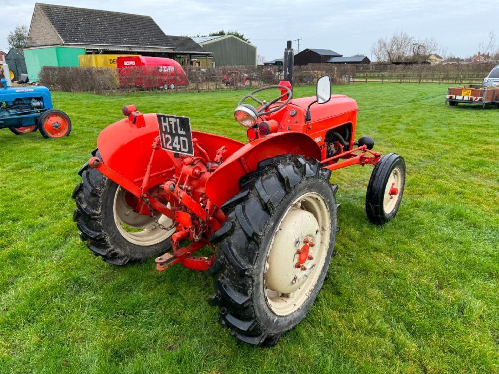 BMC 9/16 2wd diesel tractor with rear linkage and swinging drawbar on 9.5-24 rear and 5.00-15 front - Image 8 of 12