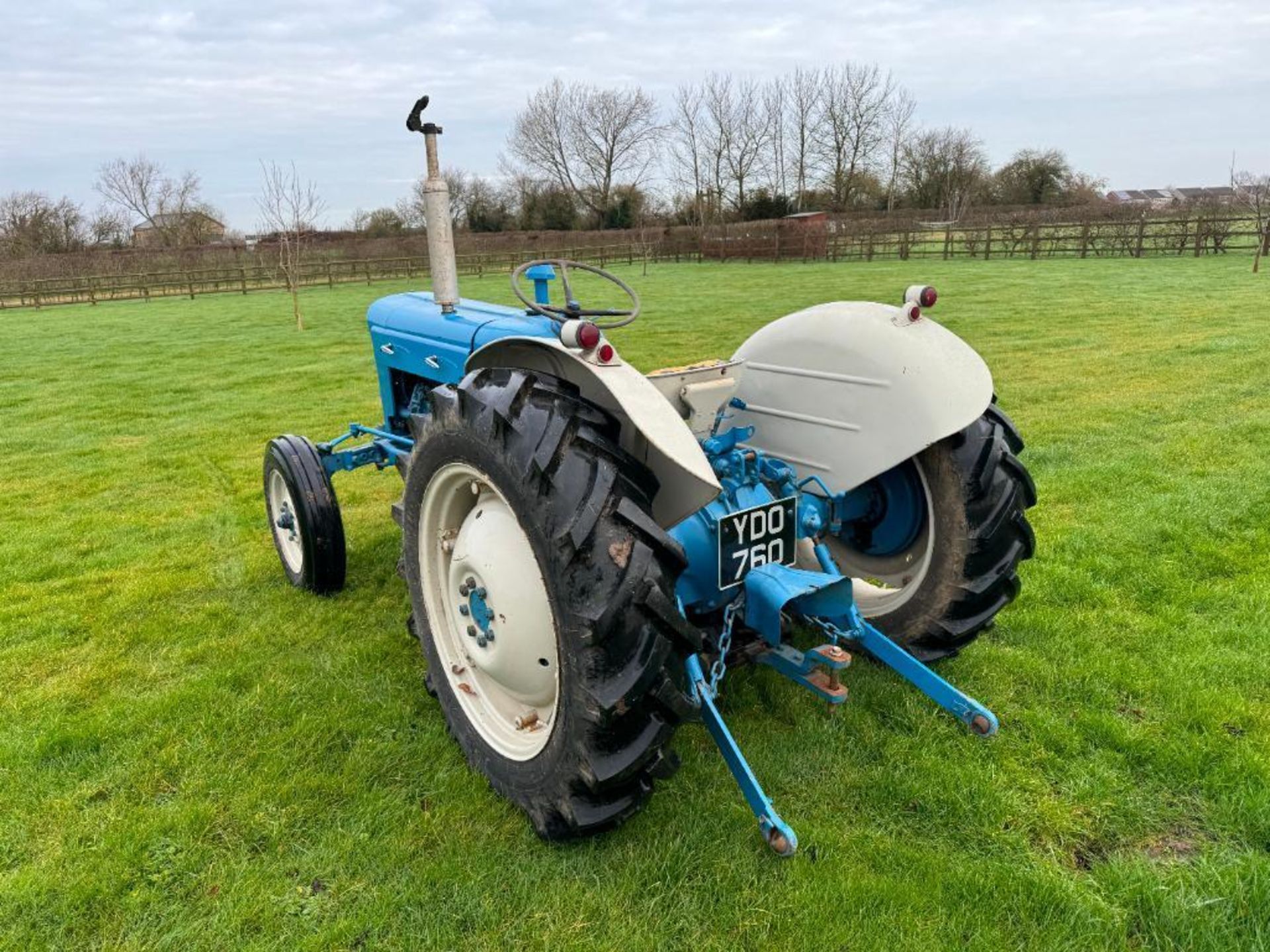 1964 Fordson Super Dexta 2wd diesel tractor with rear linkage, drawbar and PTO on 11.2/28 rear and 6 - Image 6 of 12