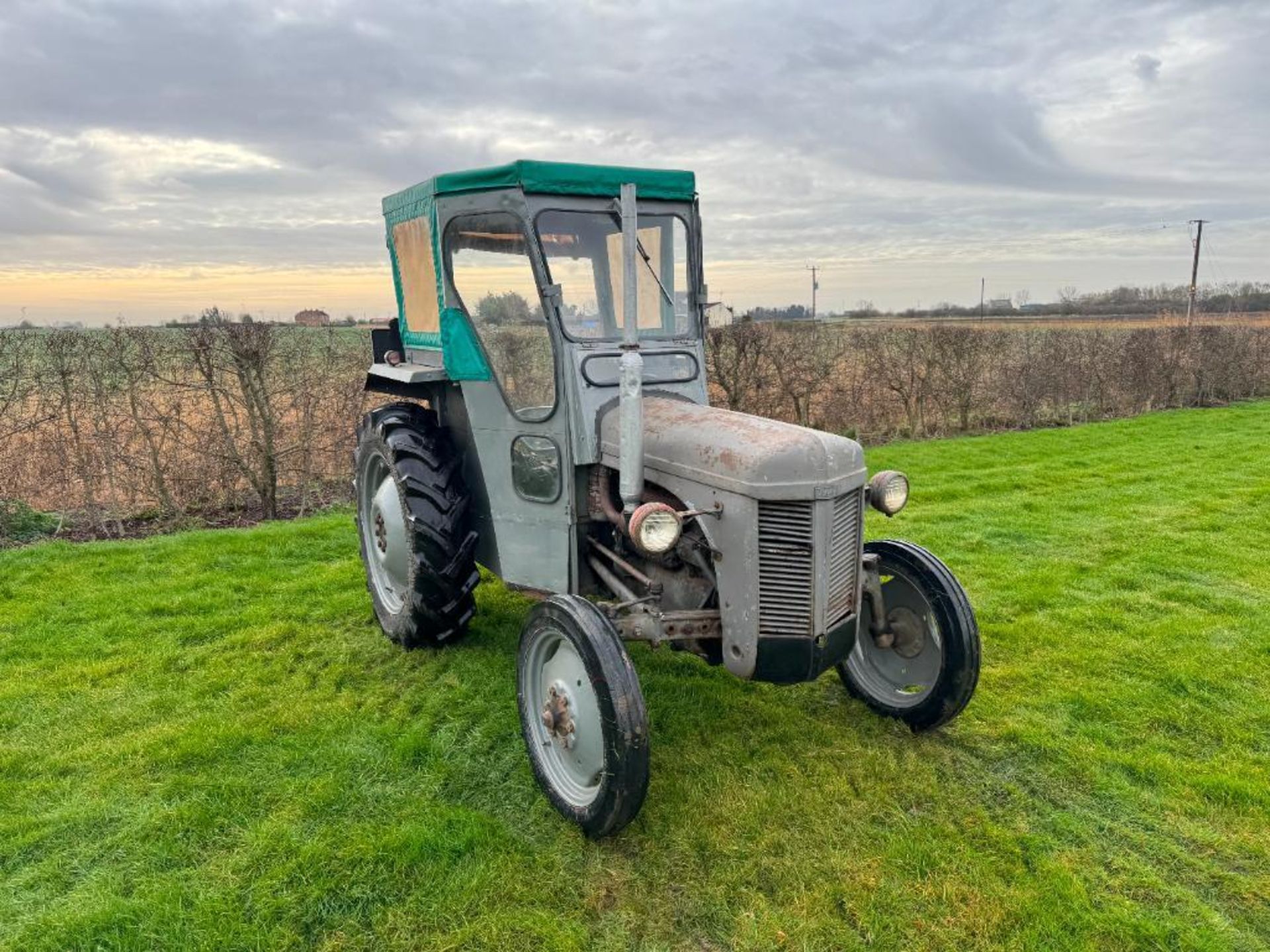 1954 Ferguson TEF 2wd diesel tractor with canvas cab, pick up hitch and rear linkage on 11.2-28 rear - Image 11 of 16