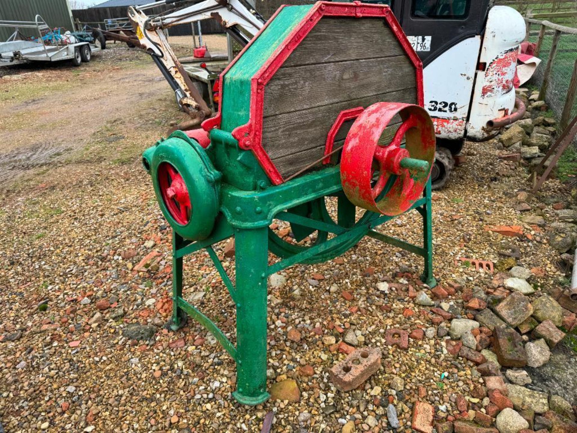 Heavy duty chaff cutter, belt driven - Image 3 of 7