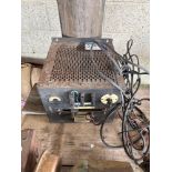 Vintage battery charger, single phase